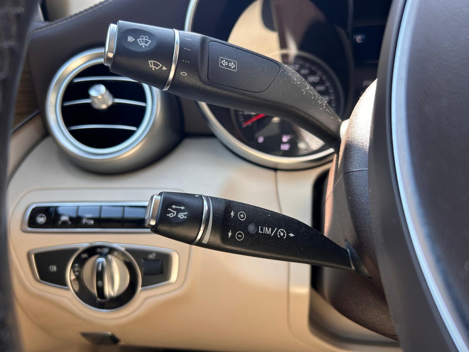 MERCEDES-BENZ C 200 Exclusive 4Matic 7G-Tronic-image-20