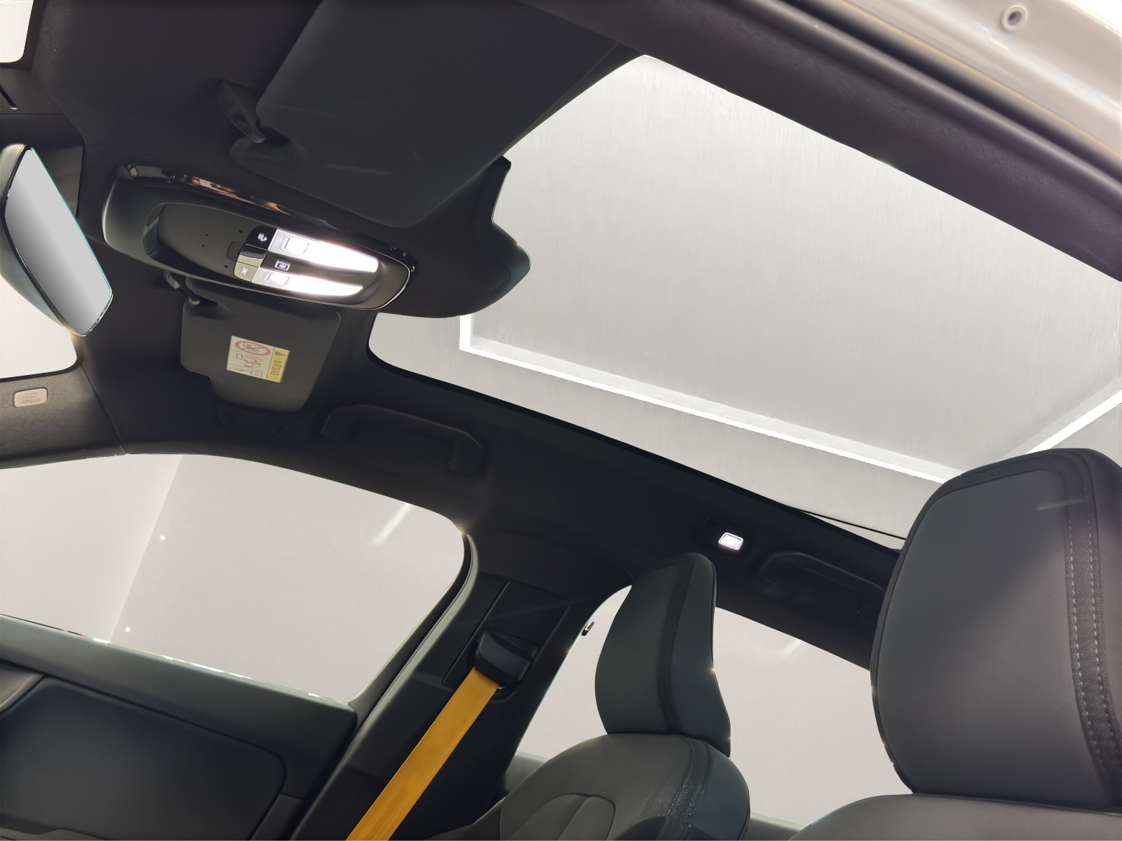 POLESTAR 2 Long Range Dual Motor Performance-image-13