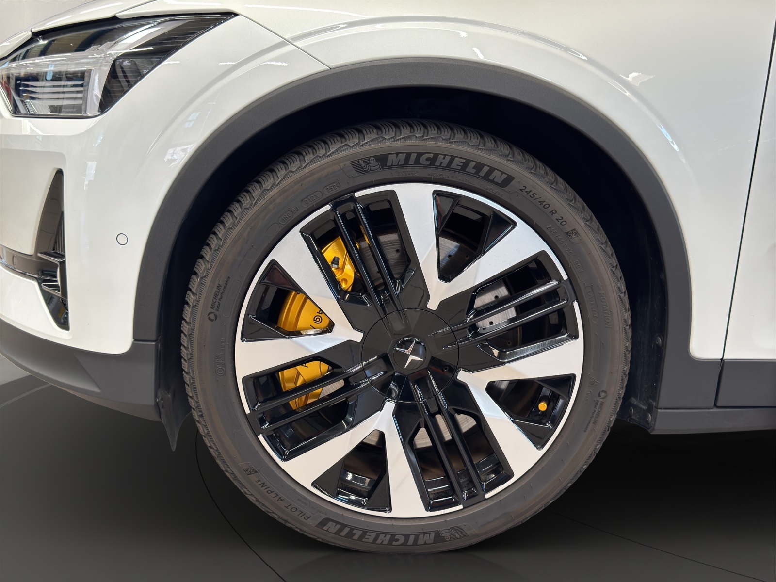 POLESTAR 2 Long Range Dual Motor Performance-image-15