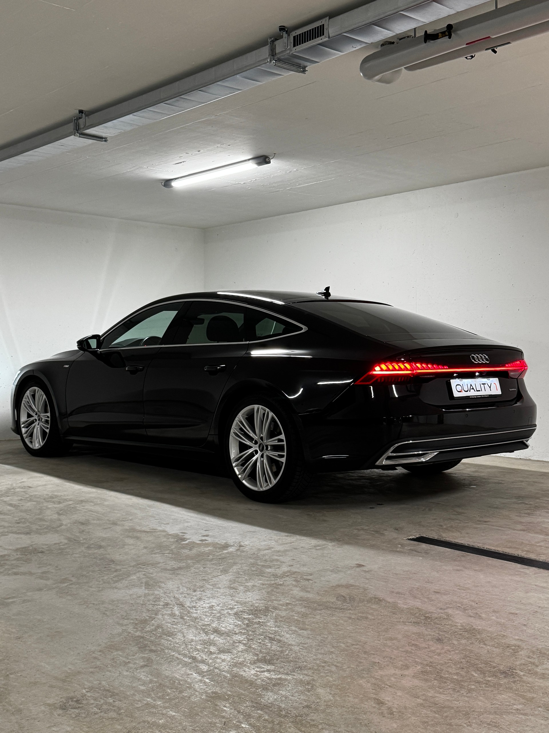AUDI A7 Sportback 45 TFSI quattro S-tronic *S-Line*-image-4