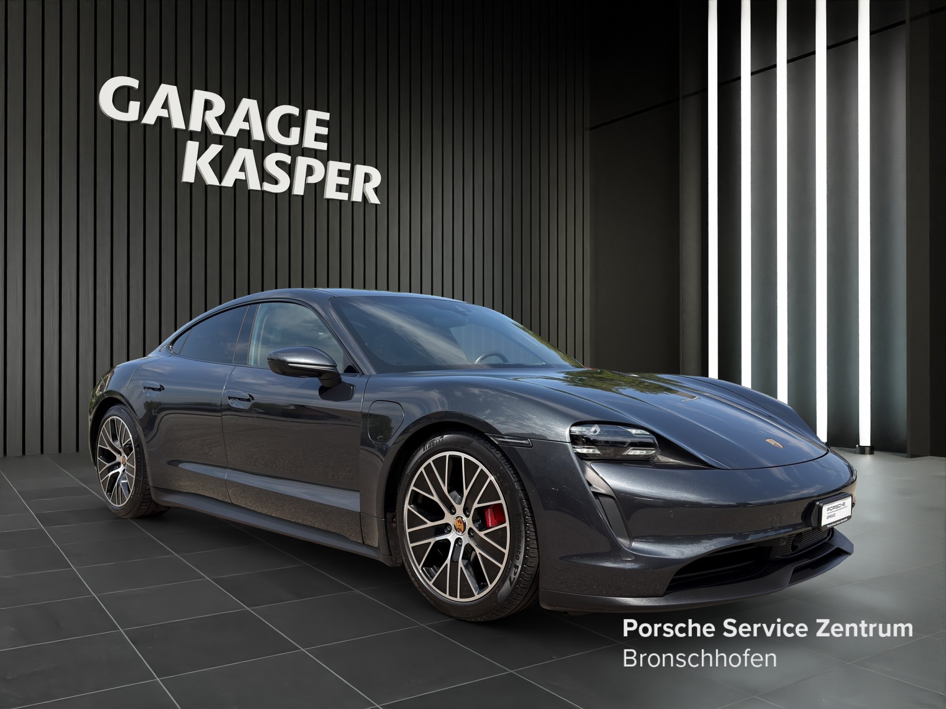 PORSCHE Taycan-image-6