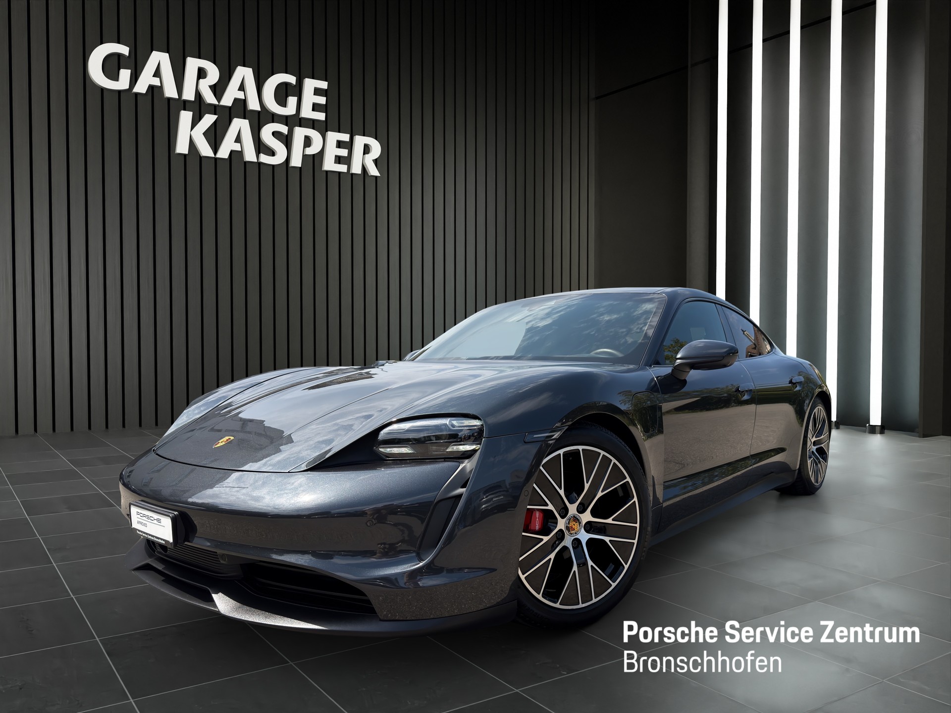 PORSCHE Taycan 4S