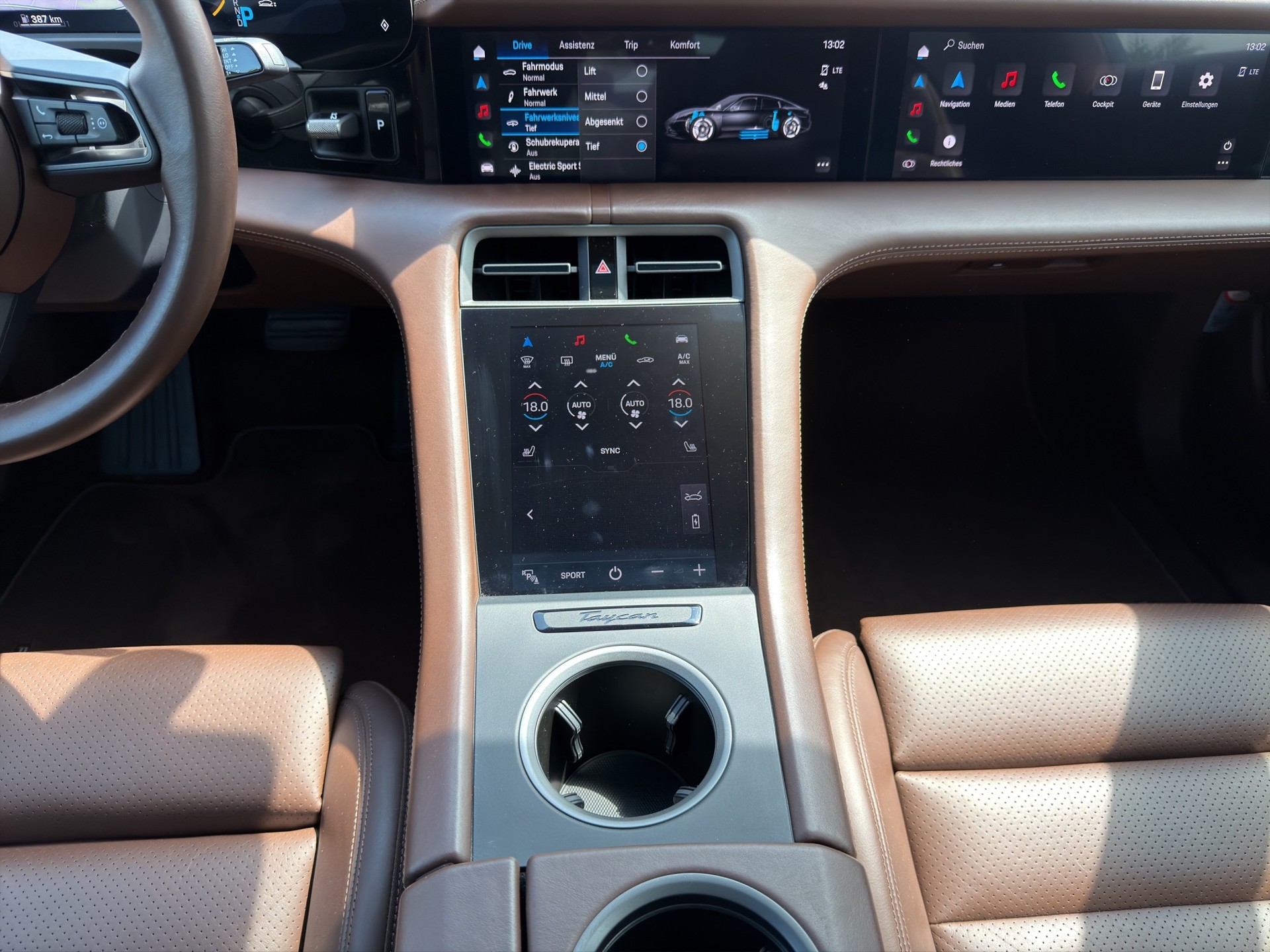 PORSCHE Taycan-image-13
