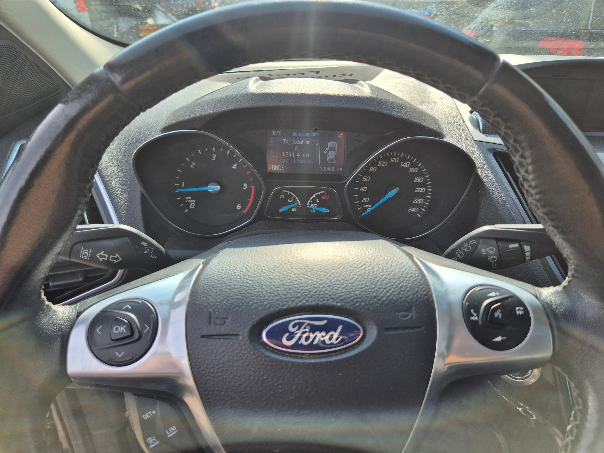 FORD Kuga 2.0 TDCi Titanium 4WD PowerShift-image-11