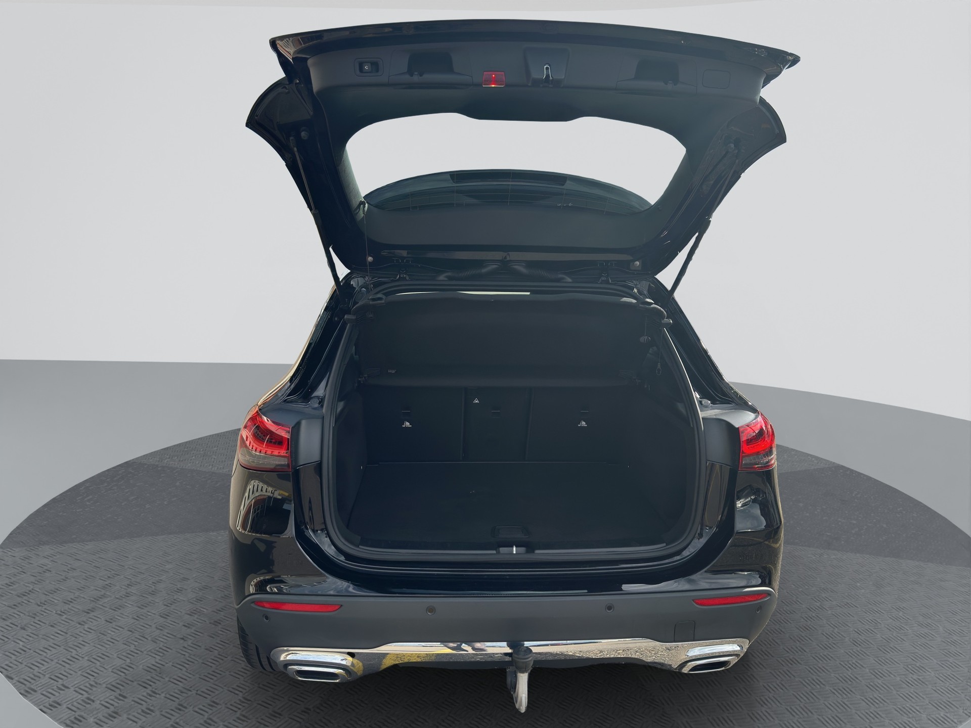 MERCEDES-BENZ GLA 200 4Matic Progressive 8G-DCT-image-4