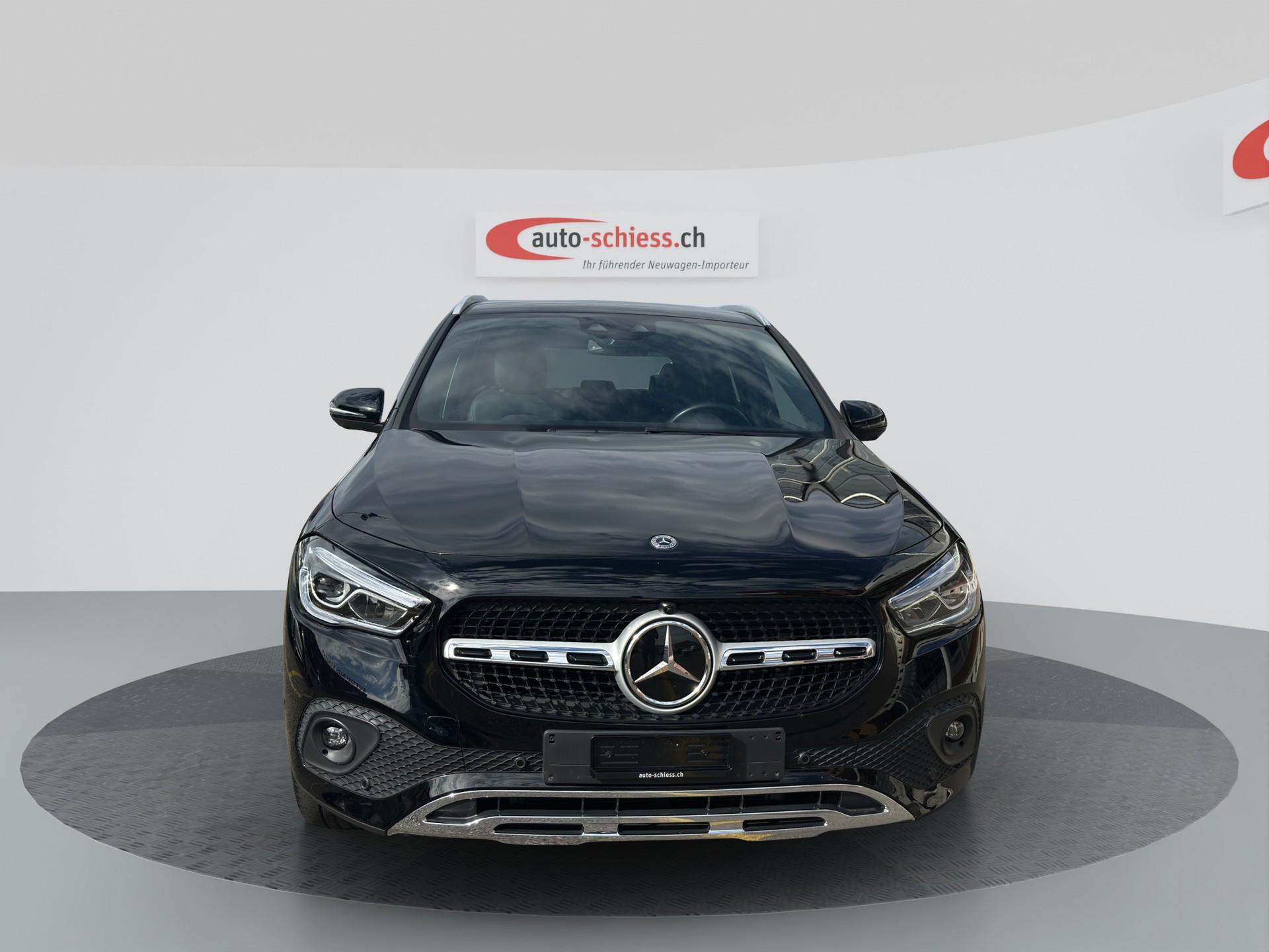 MERCEDES-BENZ GLA 200 4Matic Progressive 8G-DCT-image-1