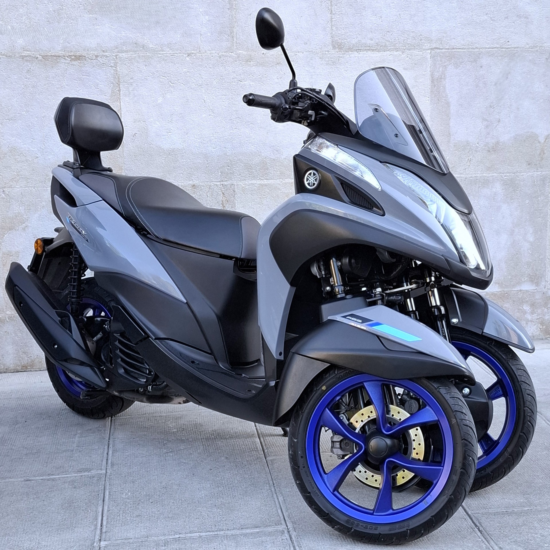 YAMAHA Tricity MW 125 ABS-showroom-element-1