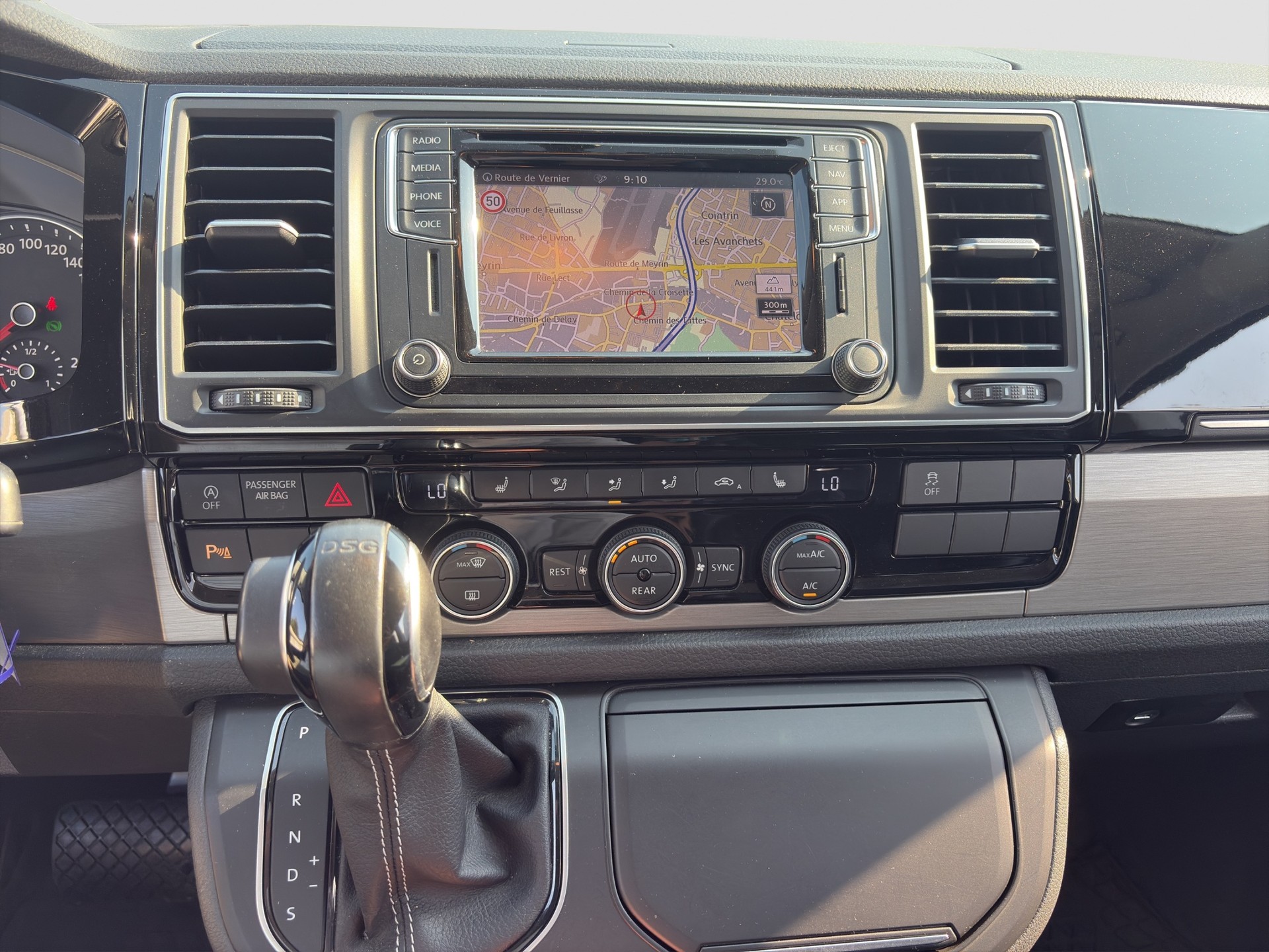 VW T6 California 2.0 Bi-TDI Beach Edition 4Motion DSG-image-11