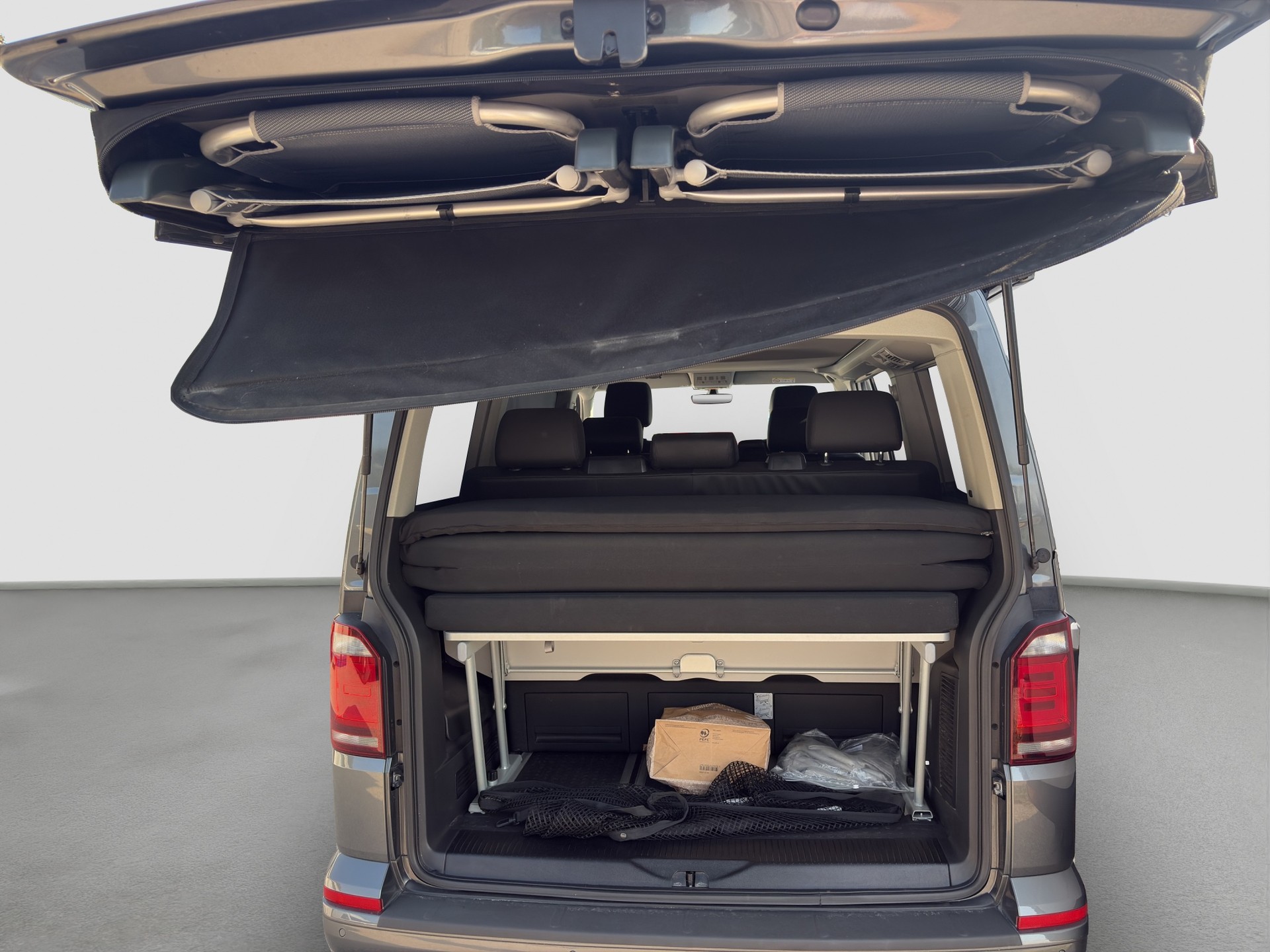 VW T6 California 2.0 Bi-TDI Beach Edition 4Motion DSG-image-15
