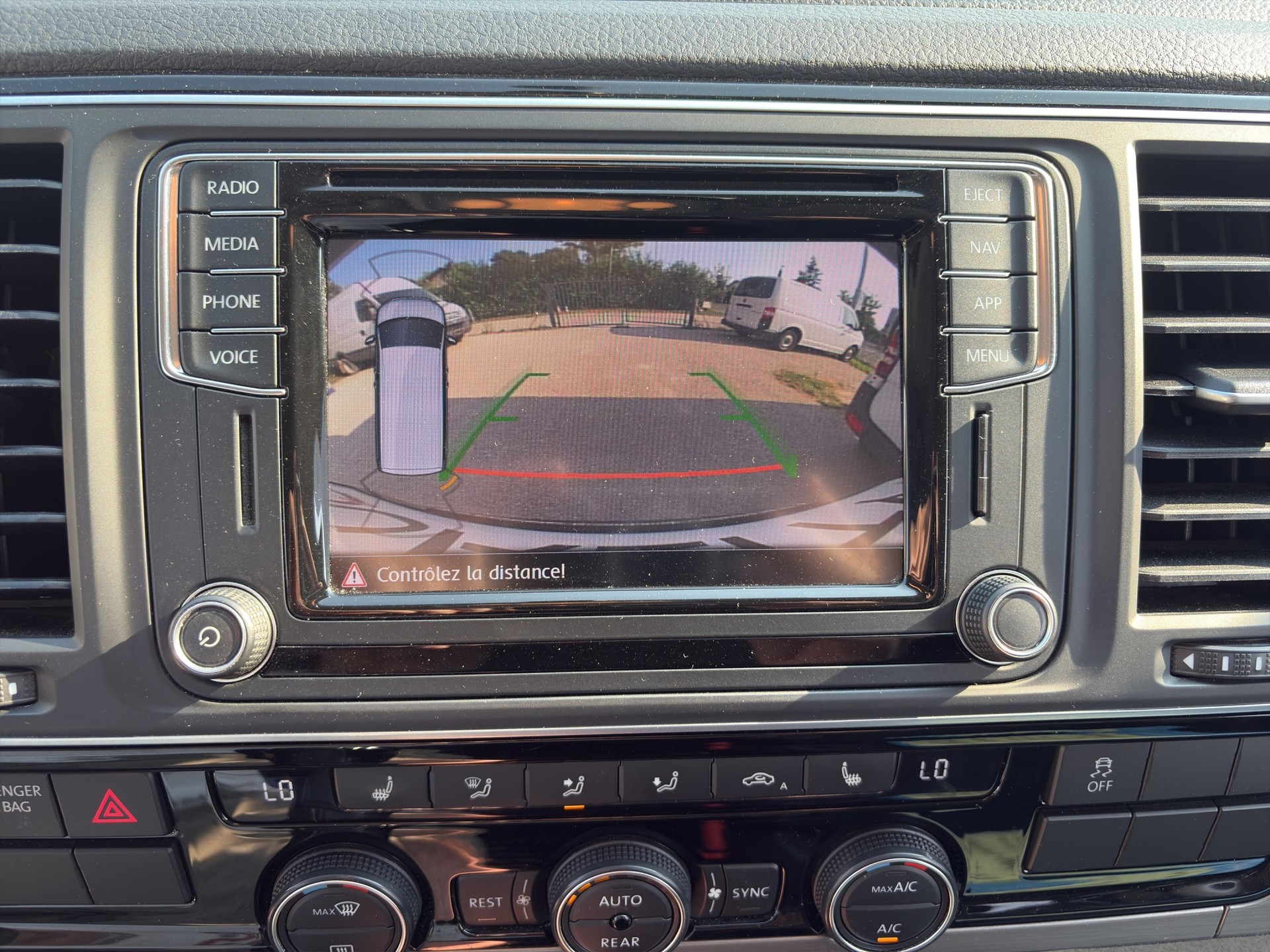 VW T6 California 2.0 Bi-TDI Beach Edition 4Motion DSG-image-12