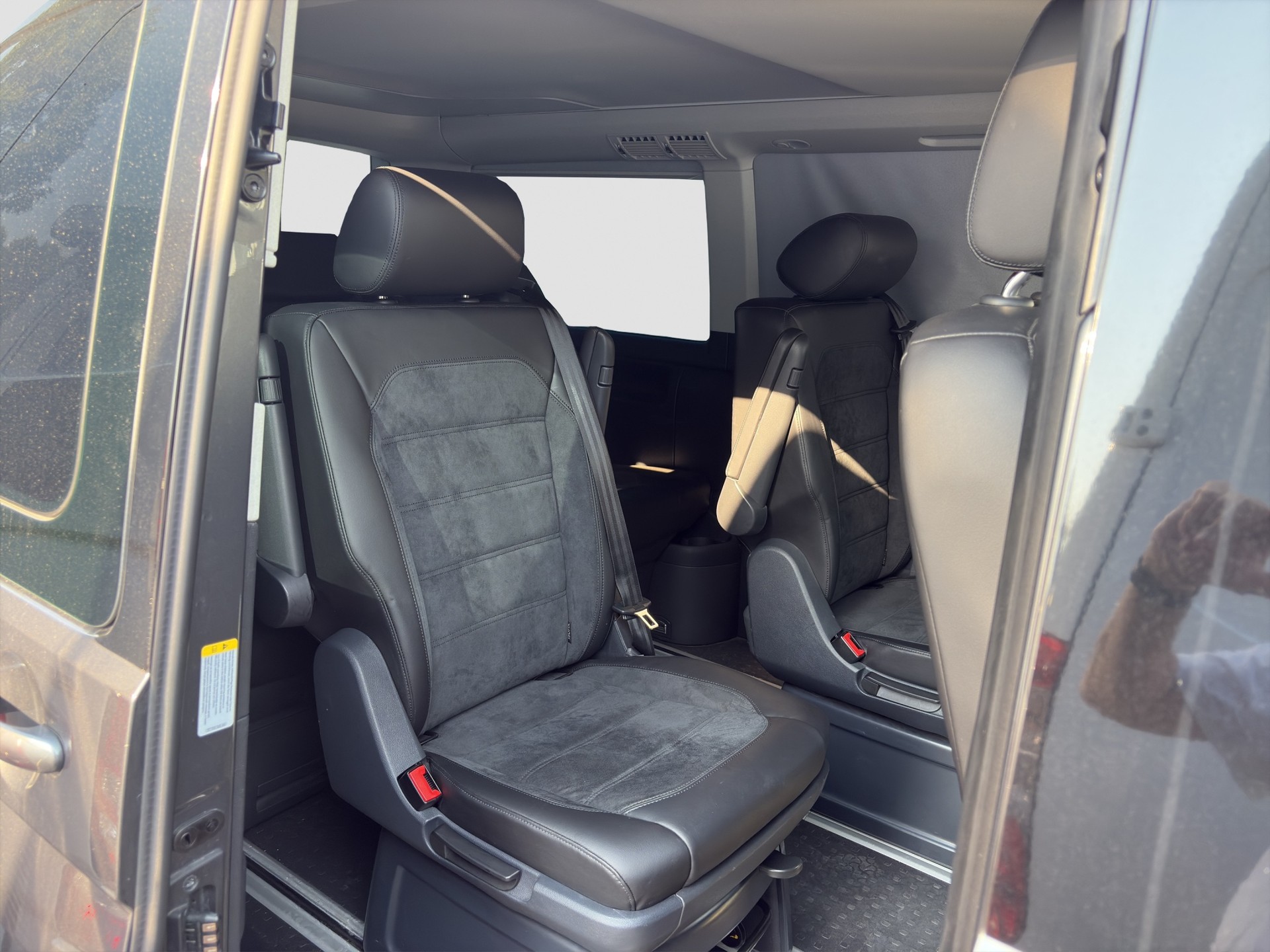 VW T6 California 2.0 Bi-TDI Beach Edition 4Motion DSG-image-9