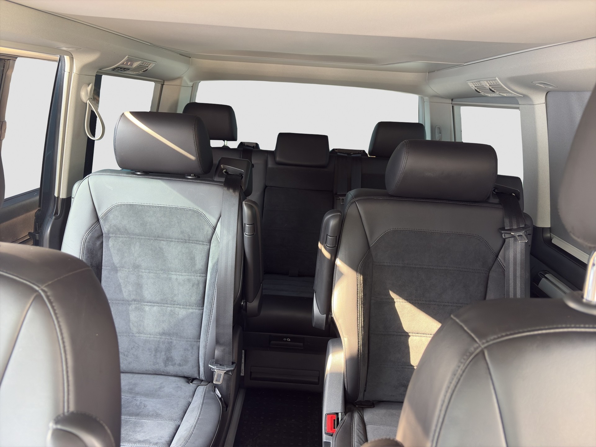 VW T6 California 2.0 Bi-TDI Beach Edition 4Motion DSG-image-10