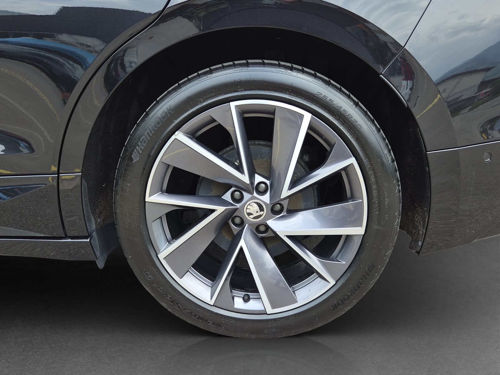 SKODA Enyaq iV 80x SportLine-image-11