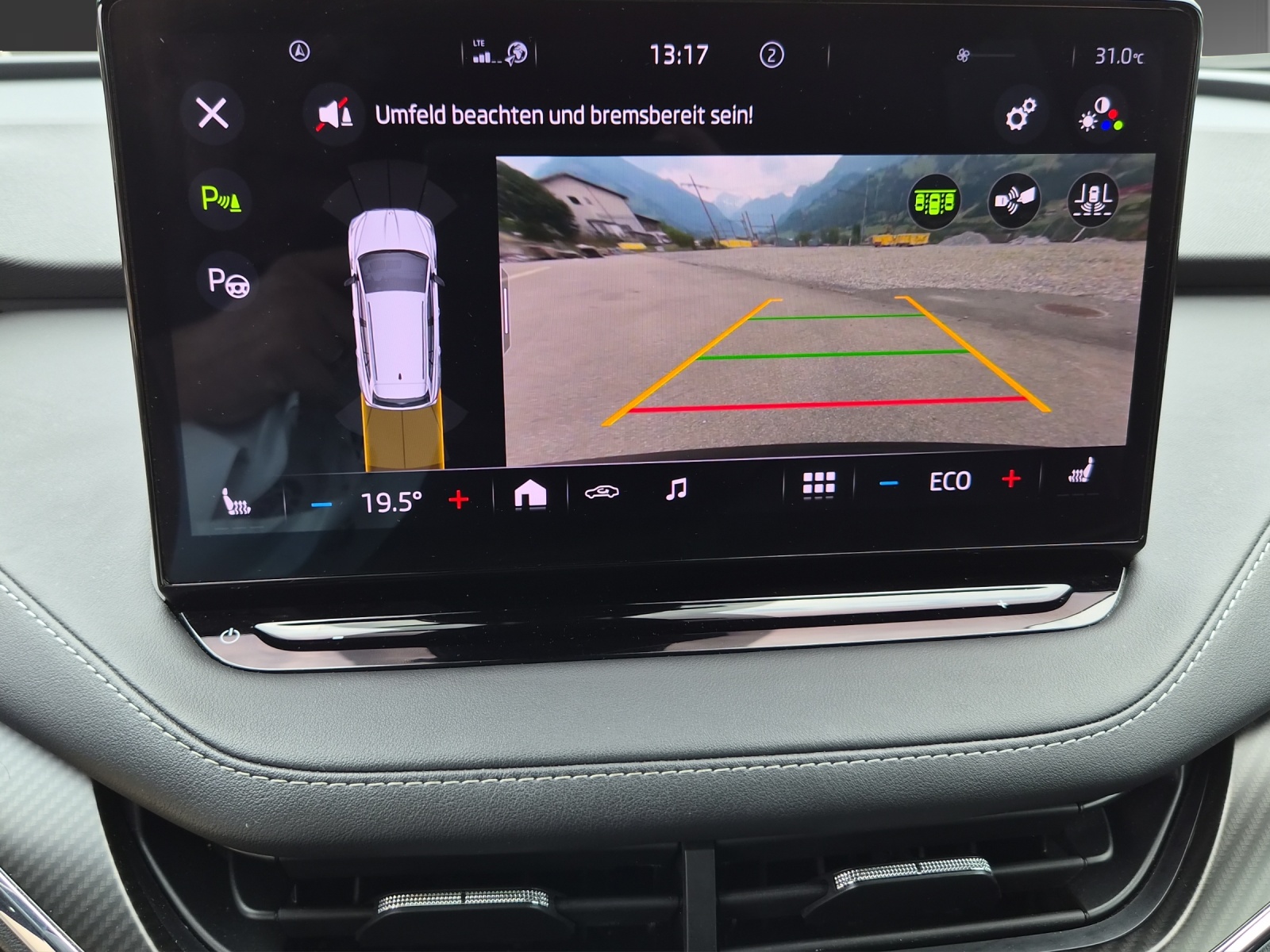 SKODA Enyaq iV 80x SportLine-image-10