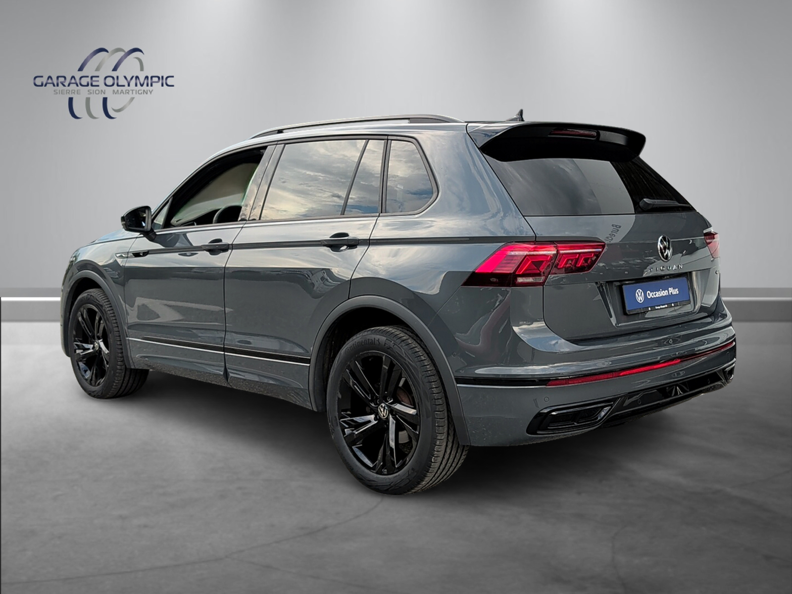 VW Tiguan 2.0TSI R-Line 4Motion DSG-image-3