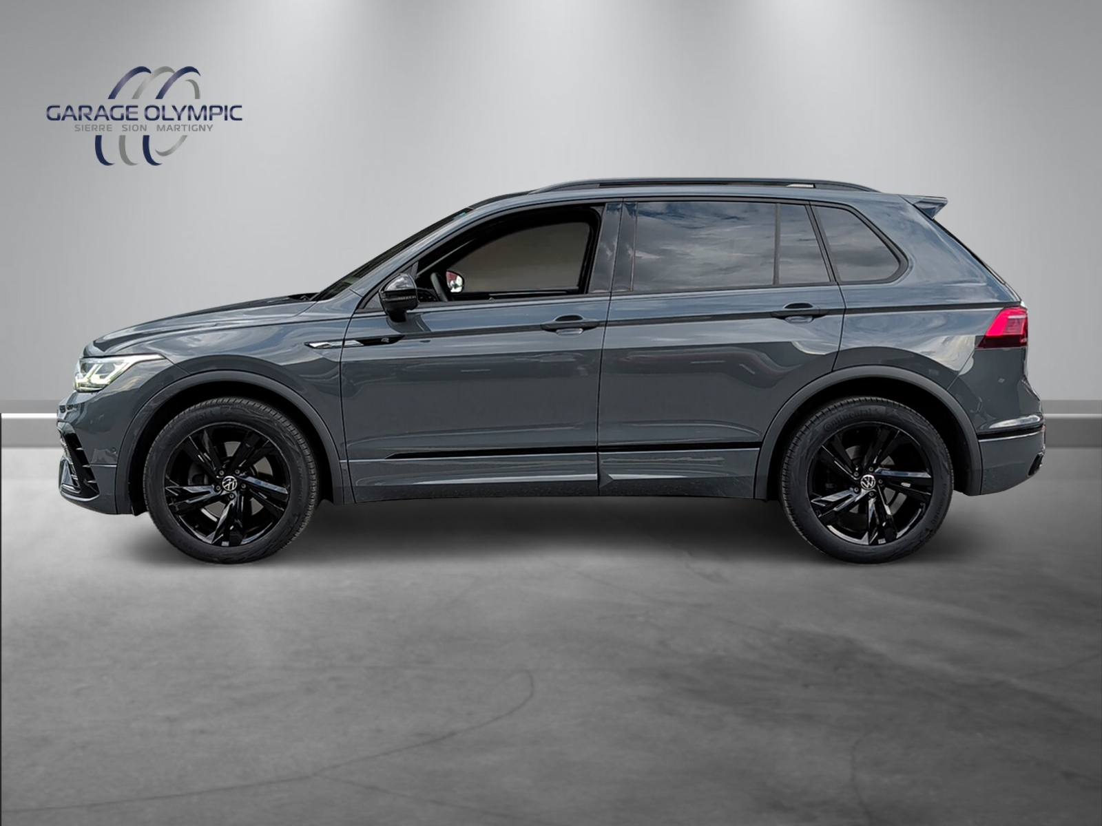 VW Tiguan 2.0TSI R-Line 4Motion DSG-image-4