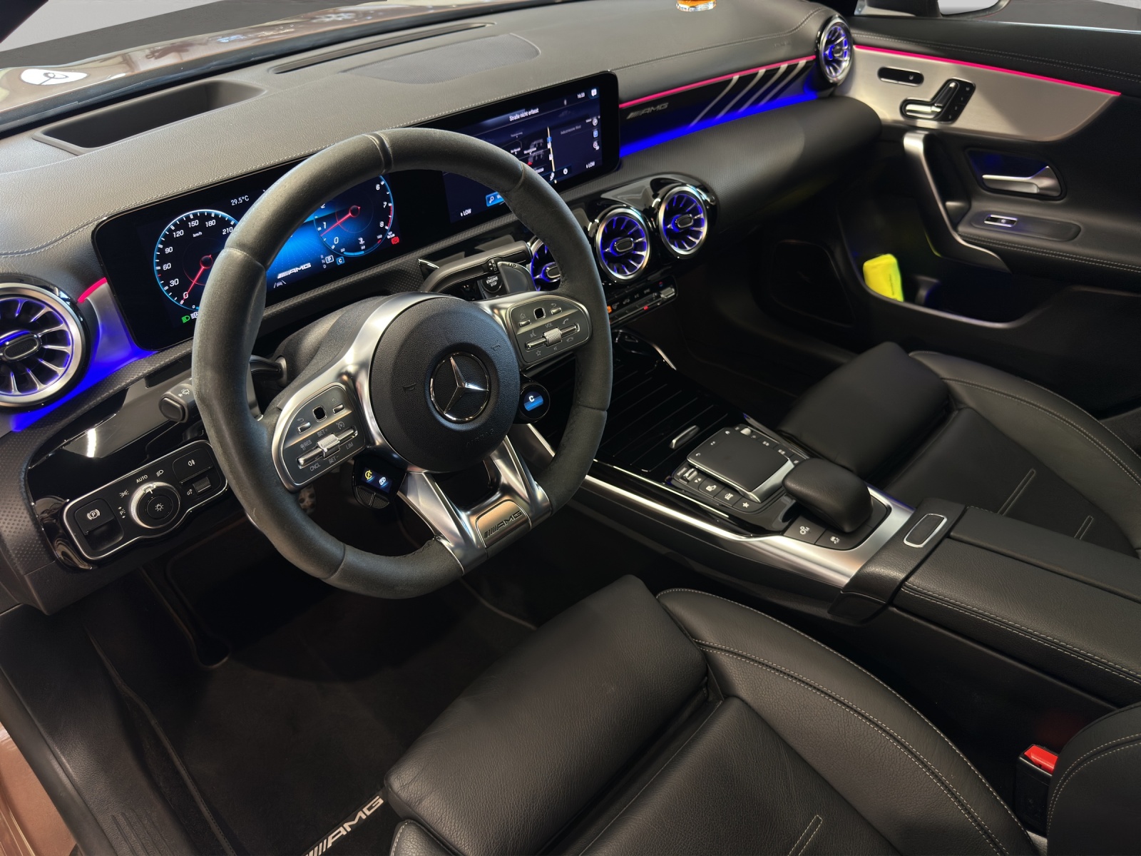 MERCEDES-BENZ CLA 45 S AMG 4Matic+ 8G-DCT-image-13