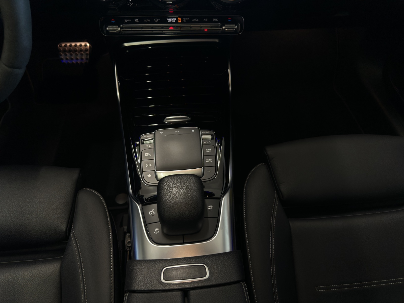 MERCEDES-BENZ CLA 45 S AMG 4Matic+ 8G-DCT-image-18