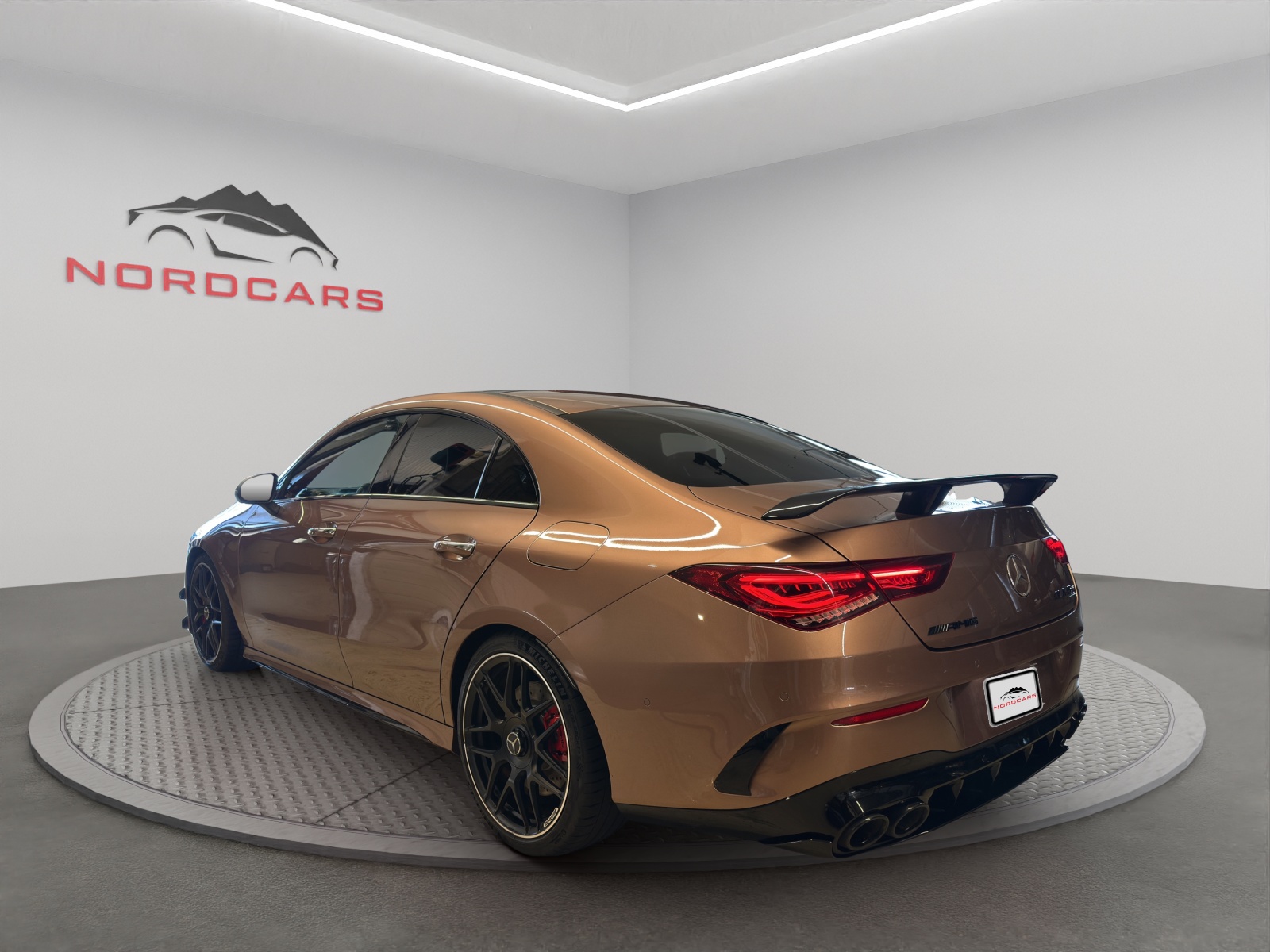 MERCEDES-BENZ CLA 45 S AMG 4Matic+ 8G-DCT-image-2