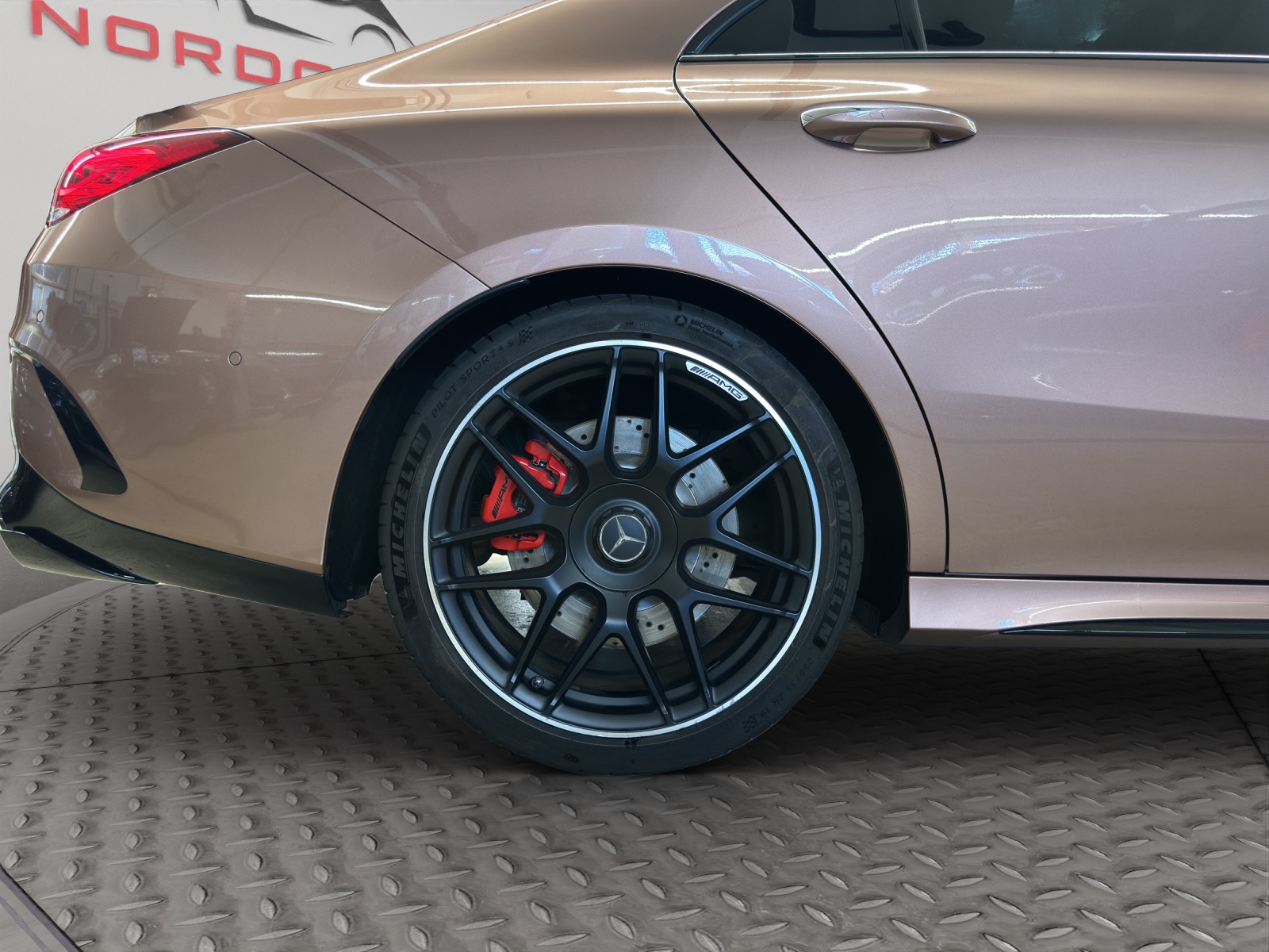 MERCEDES-BENZ CLA 45 S AMG 4Matic+ 8G-DCT-image-9