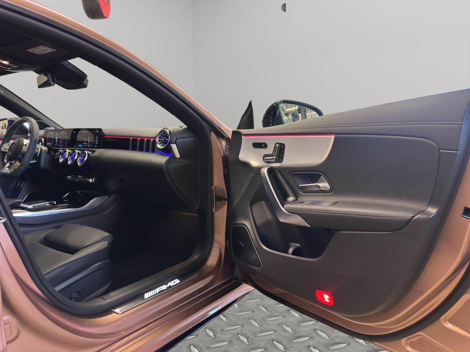 MERCEDES-BENZ CLA 45 S AMG 4Matic+ 8G-DCT-image-22