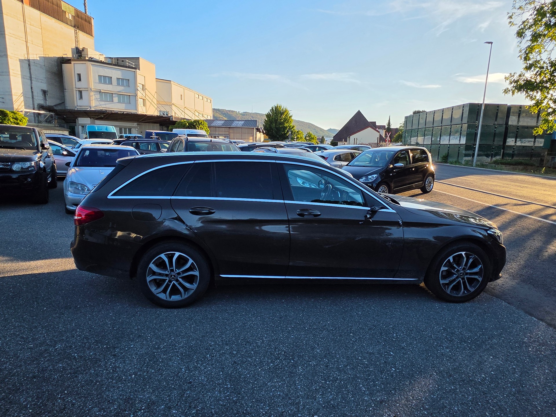 MERCEDES-BENZ C 220 d Swiss Star Avantgarde 4Matic 9G-Tronic-image-5