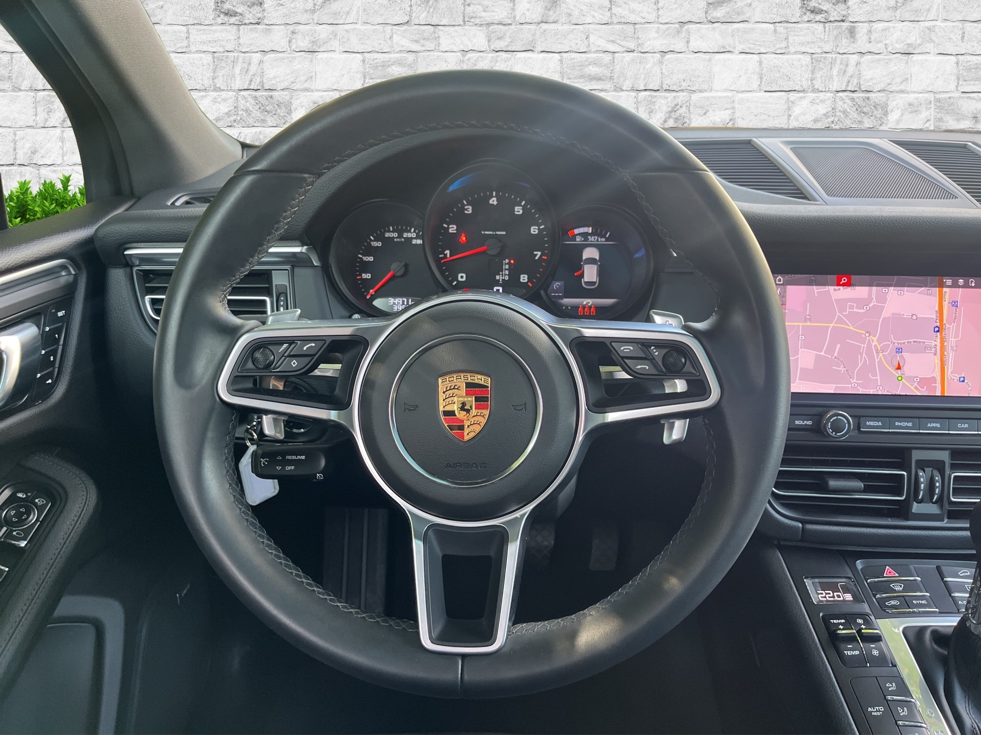PORSCHE Macan PDK-image-10