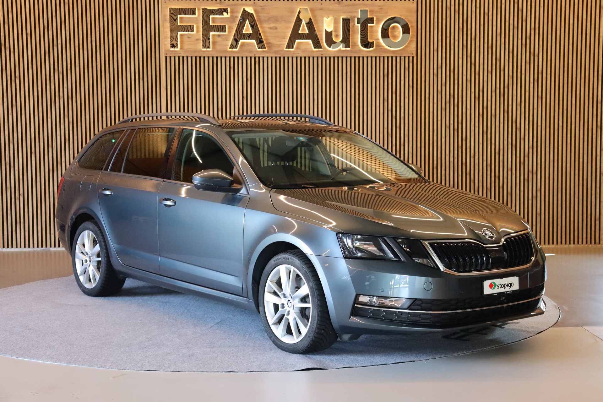 SKODA Octavia Combi 2.0 TDI 184 Style 4x4 DSG-image-2