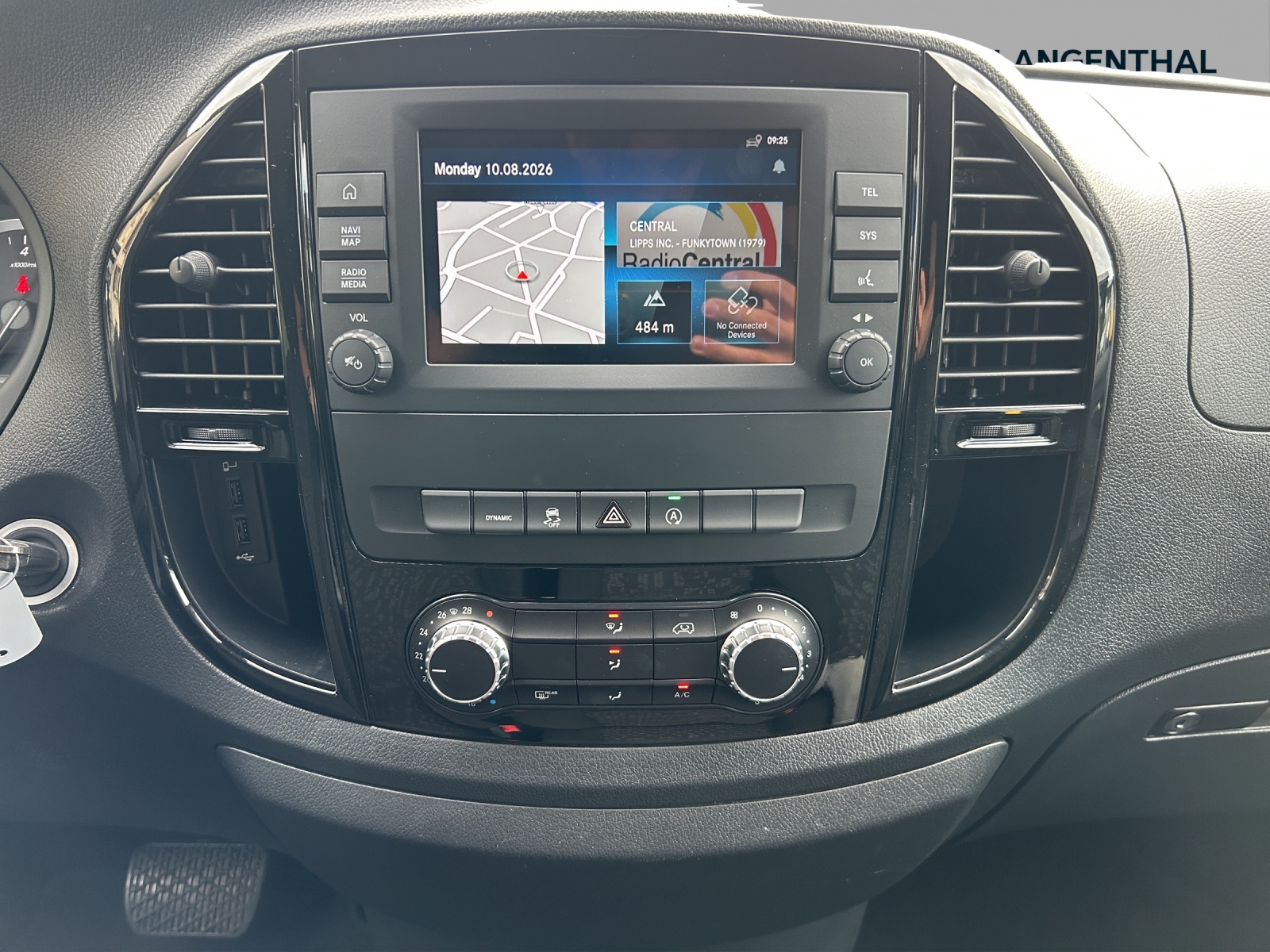 MERCEDES-BENZ Vito 116 CDI Lang Select Tourer 4Matic 9G-Tronic-image-13