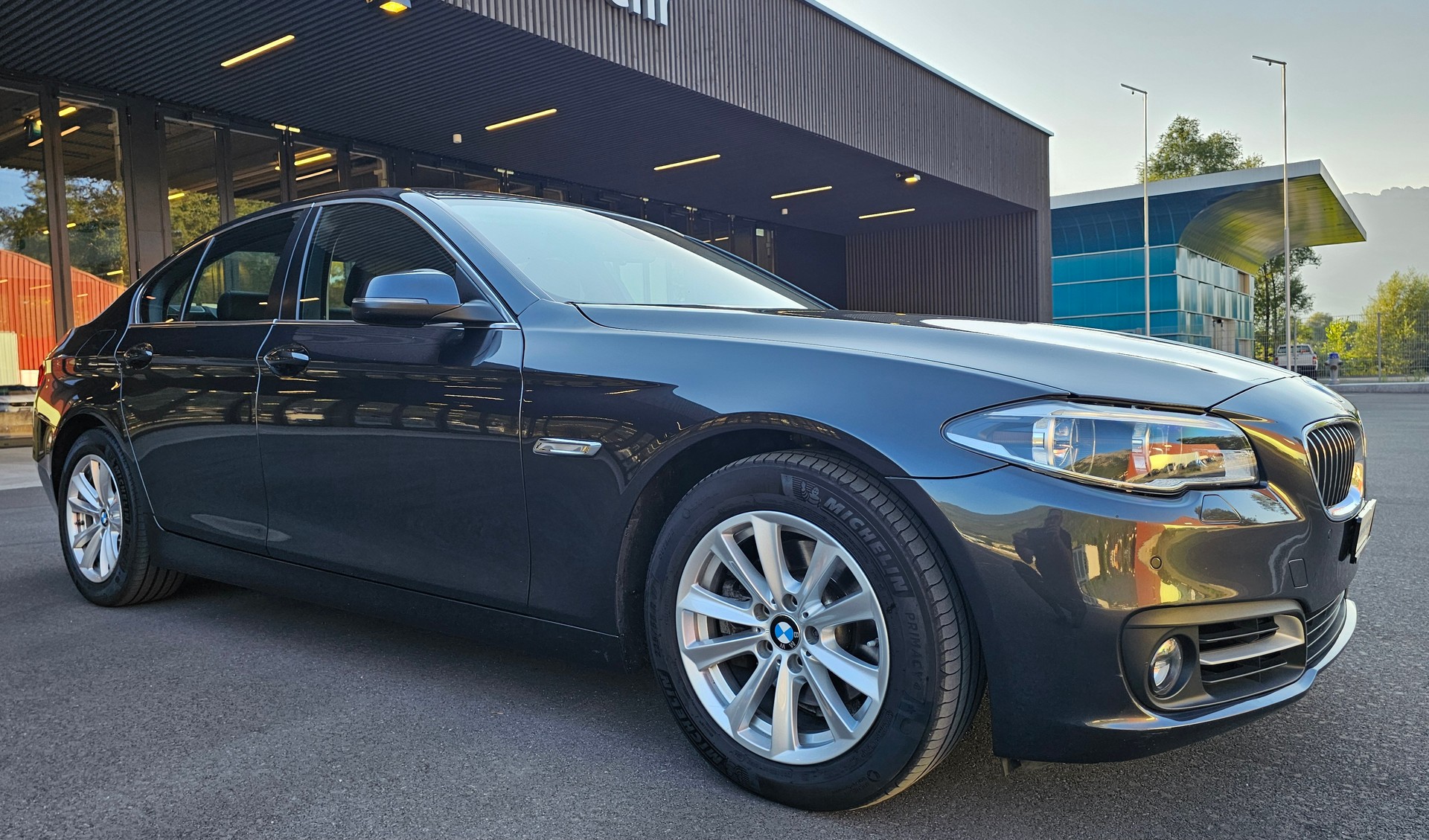 BMW 520d xDrive Steptronic-image-3