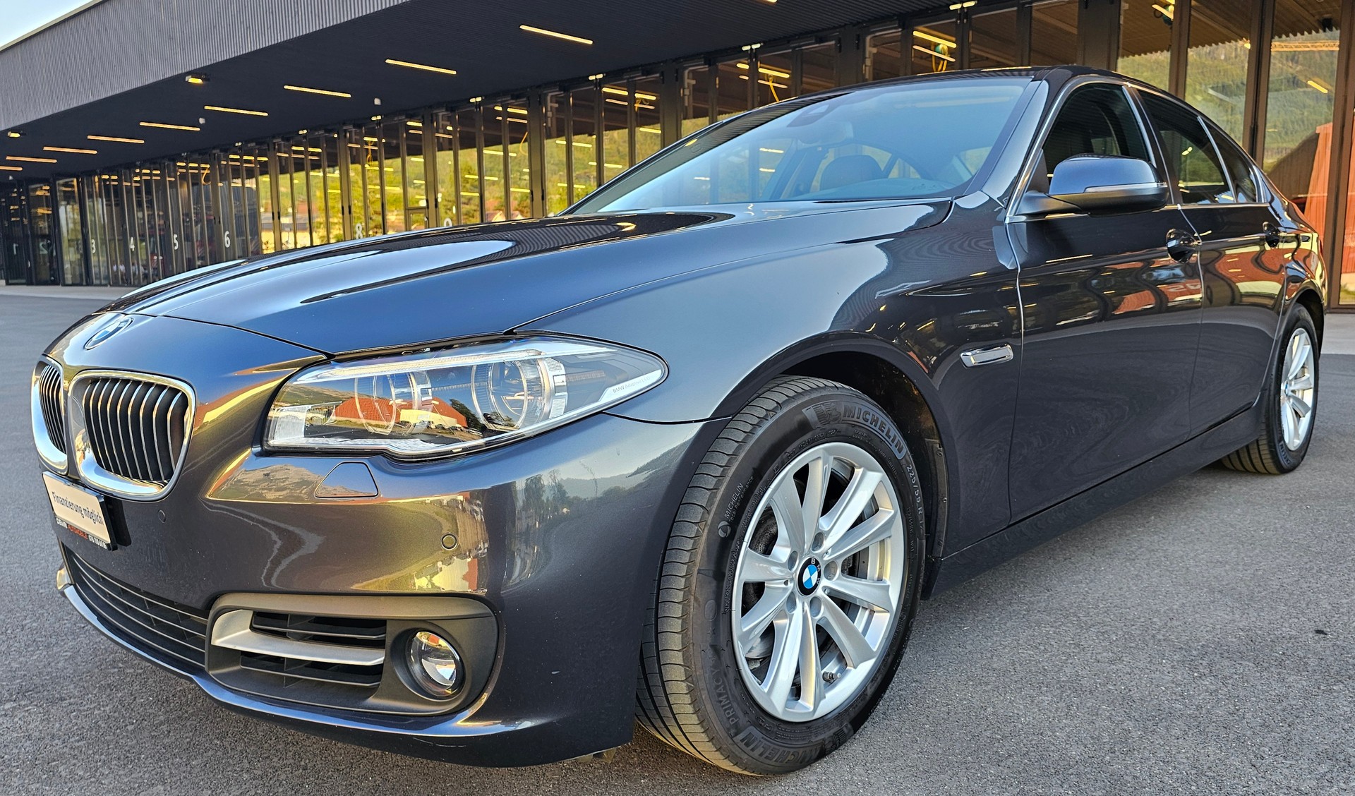 BMW 520d xDrive Steptronic-image-0