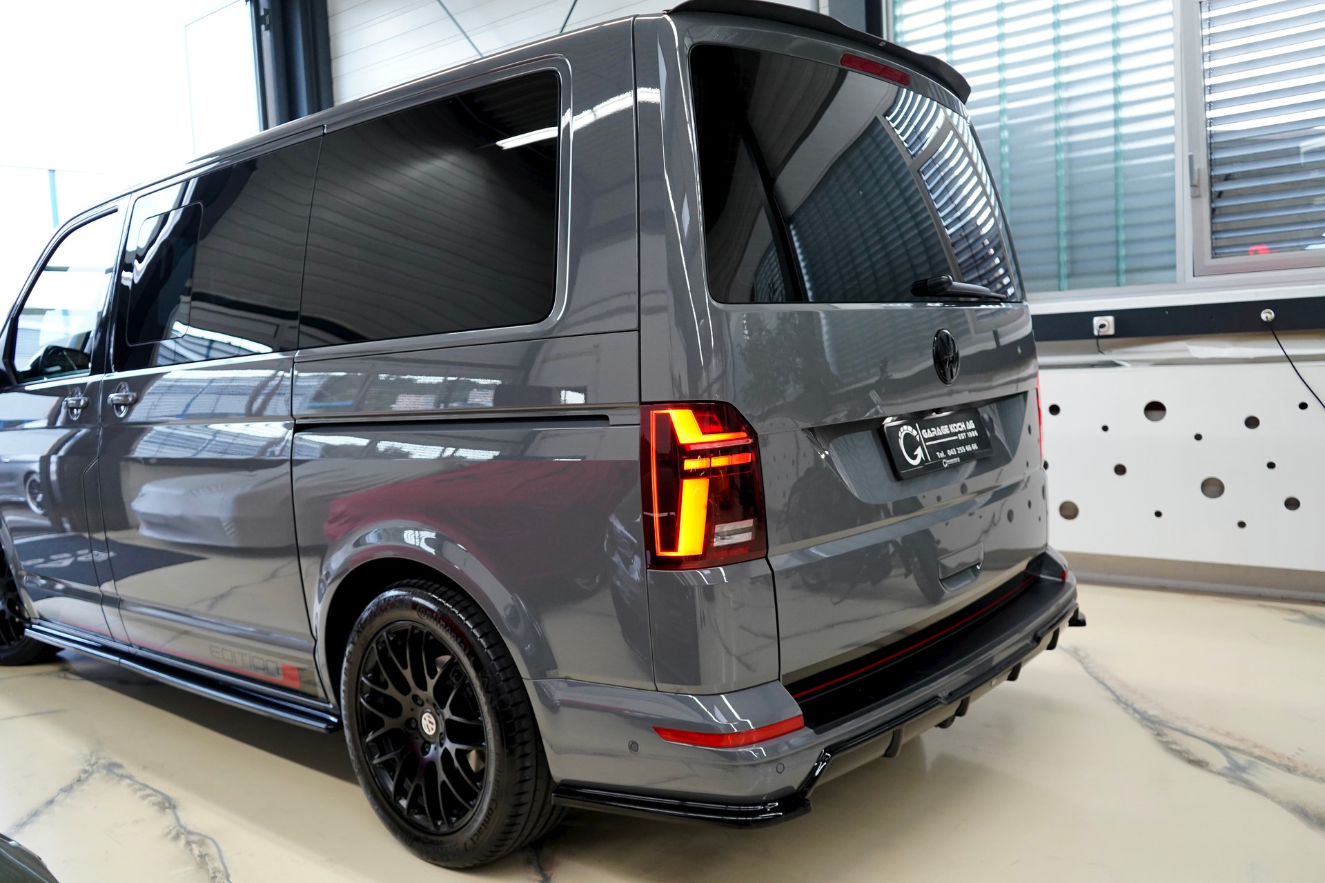 VW T6.1 Multivan 2.0 TDI Liberty Edition DSG-image-6