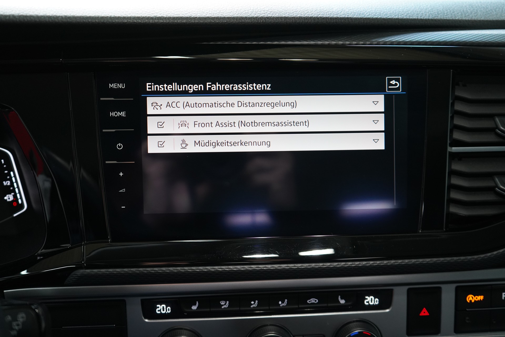 VW T6.1 Multivan 2.0 TDI Liberty Edition DSG-image-17