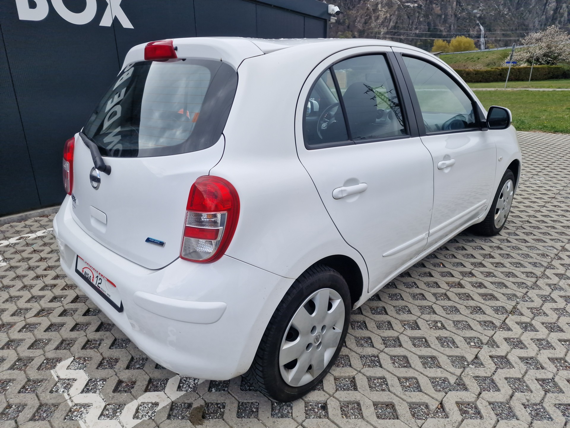 NISSAN Micra 1.2 tekna-image-4