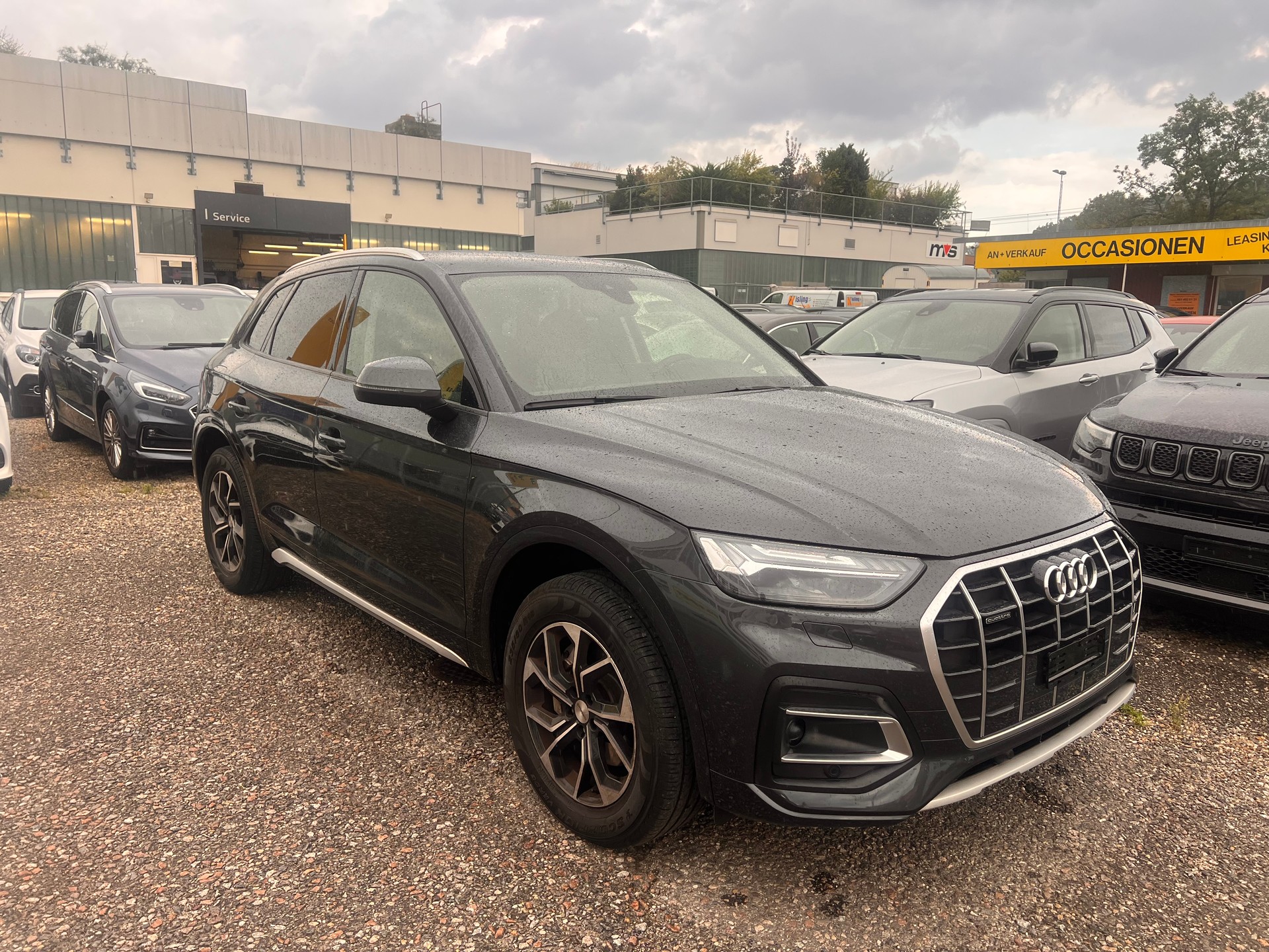 AUDI Q5 40 TFSI advanced quattro S-tronic-image-1