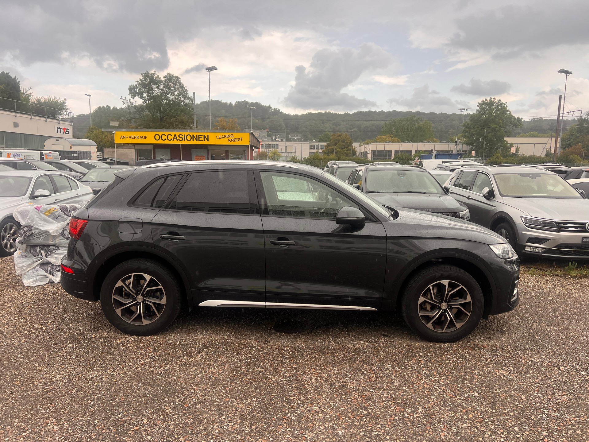 AUDI Q5 40 TFSI advanced quattro S-tronic-image-6