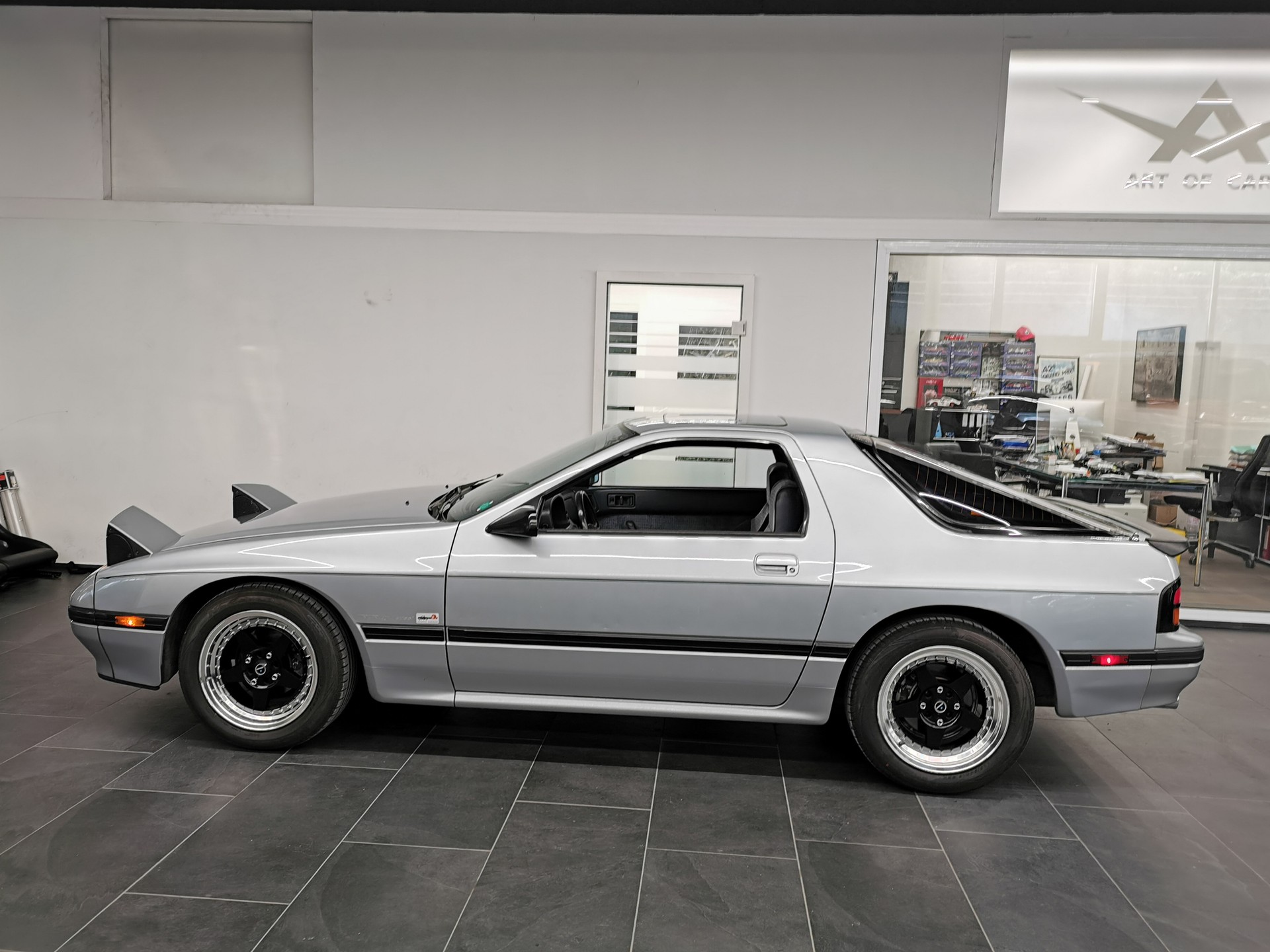 MAZDA RX-7 RX 7 VETERAN OLDTIMER! EINZIGES FAHRZEUG IN EUROPA! COUPÉ FC3S FC SAUGER 150 PS SELTEN UND RAR! UNIKAT! AUTOMAT!-image-3