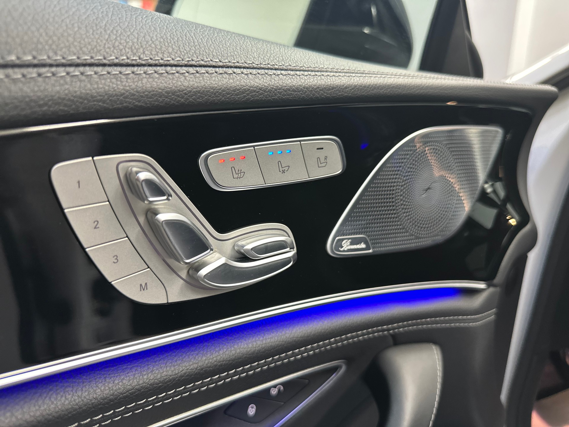 MERCEDES-BENZ AMG GT 4 43 4Matic+ Speedshift TCT-image-18