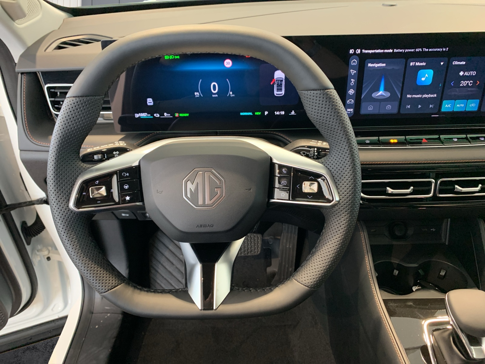 MG HS 1.5 PHEV Luxury-image-8