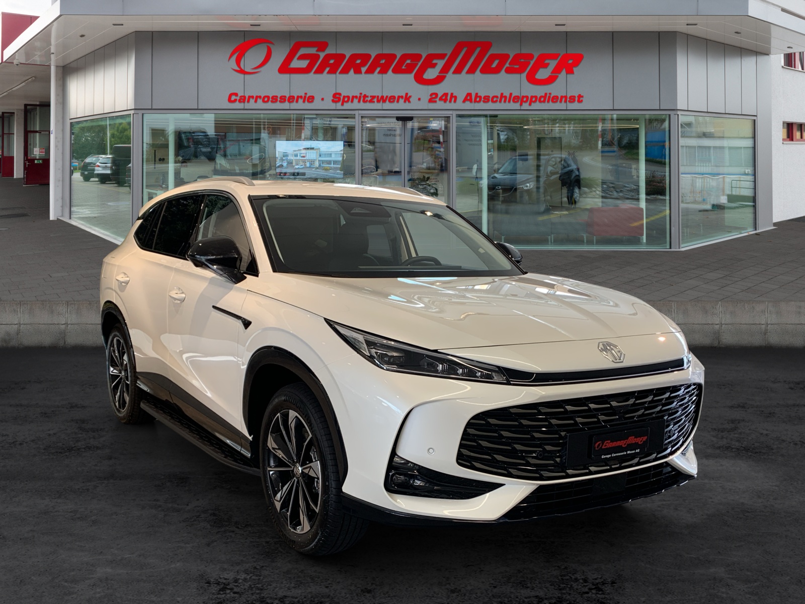 MG HS 1.5 PHEV Luxury-image-2