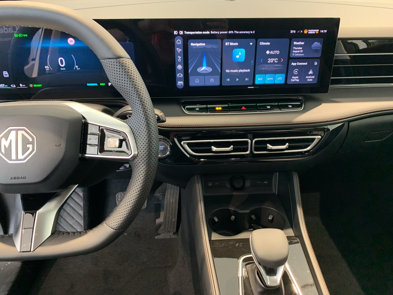 MG HS 1.5 PHEV Luxury-image-9
