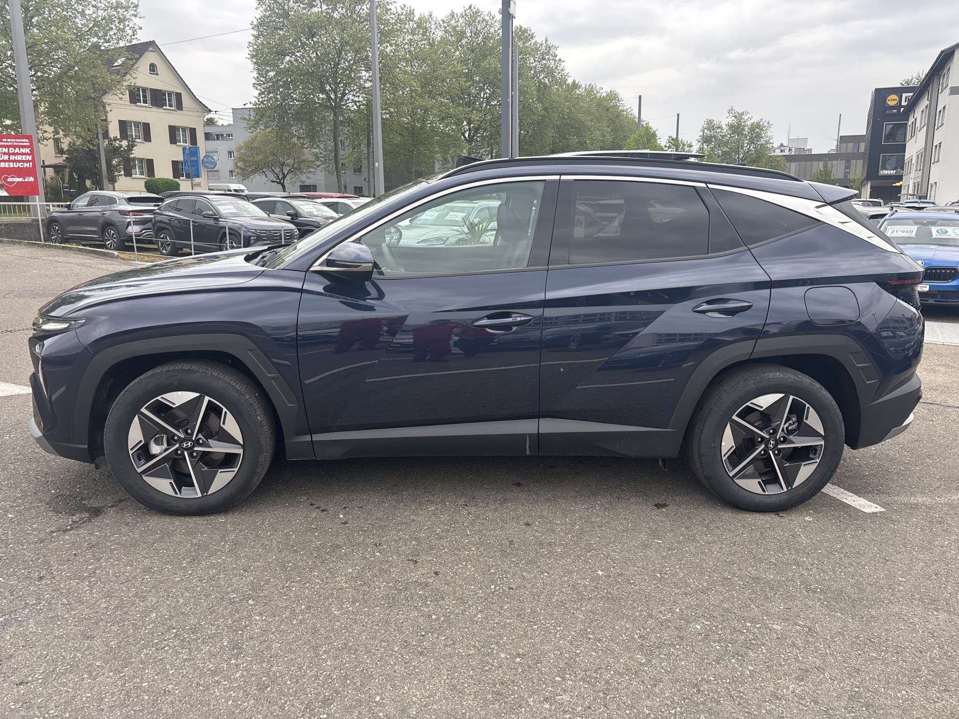HYUNDAI Tucson 1.6 TGDi PHEV 252PS Techno Sky 4WD Automat-image-9