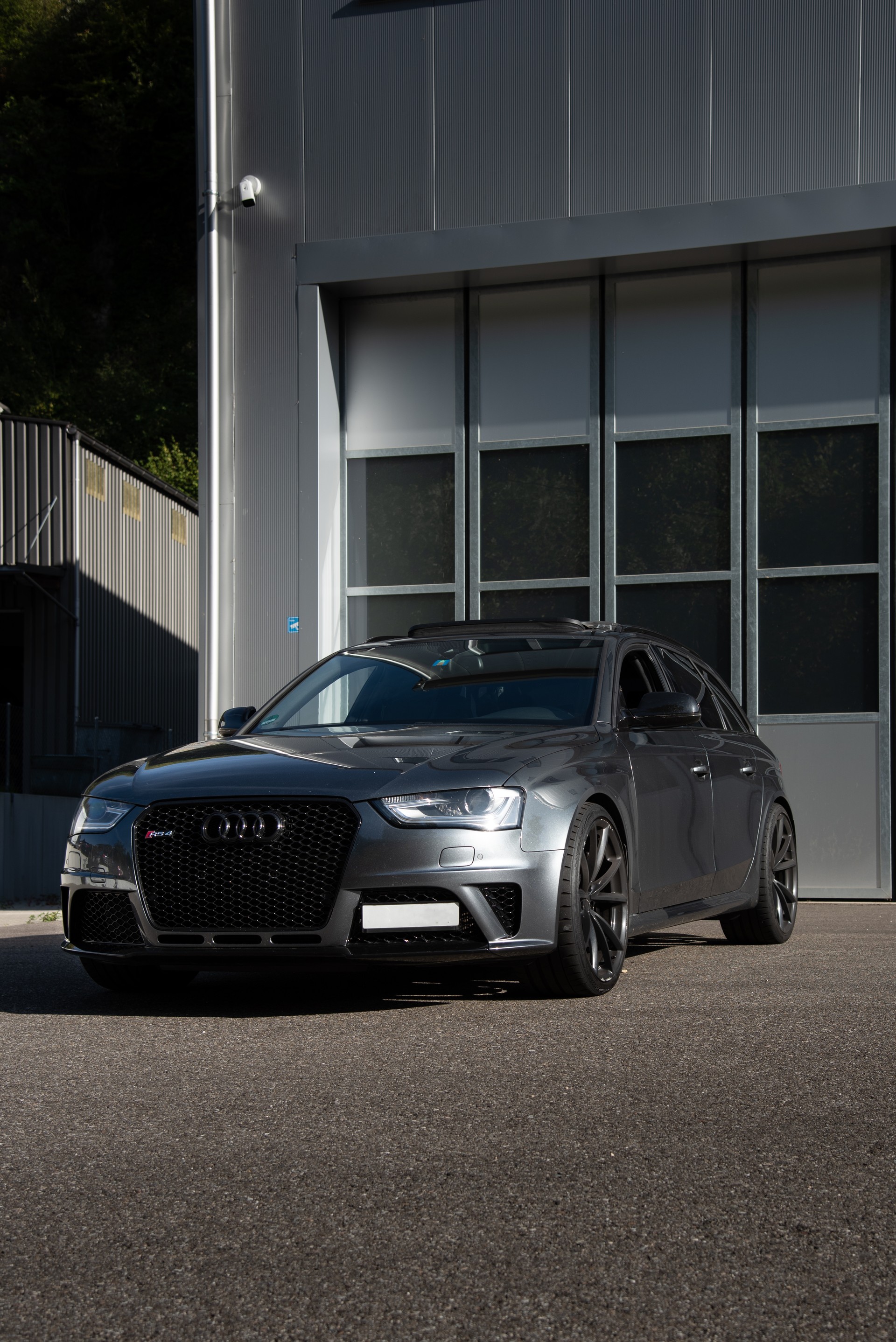 AUDI 4.2 V8 FSI quattro S-Tronic