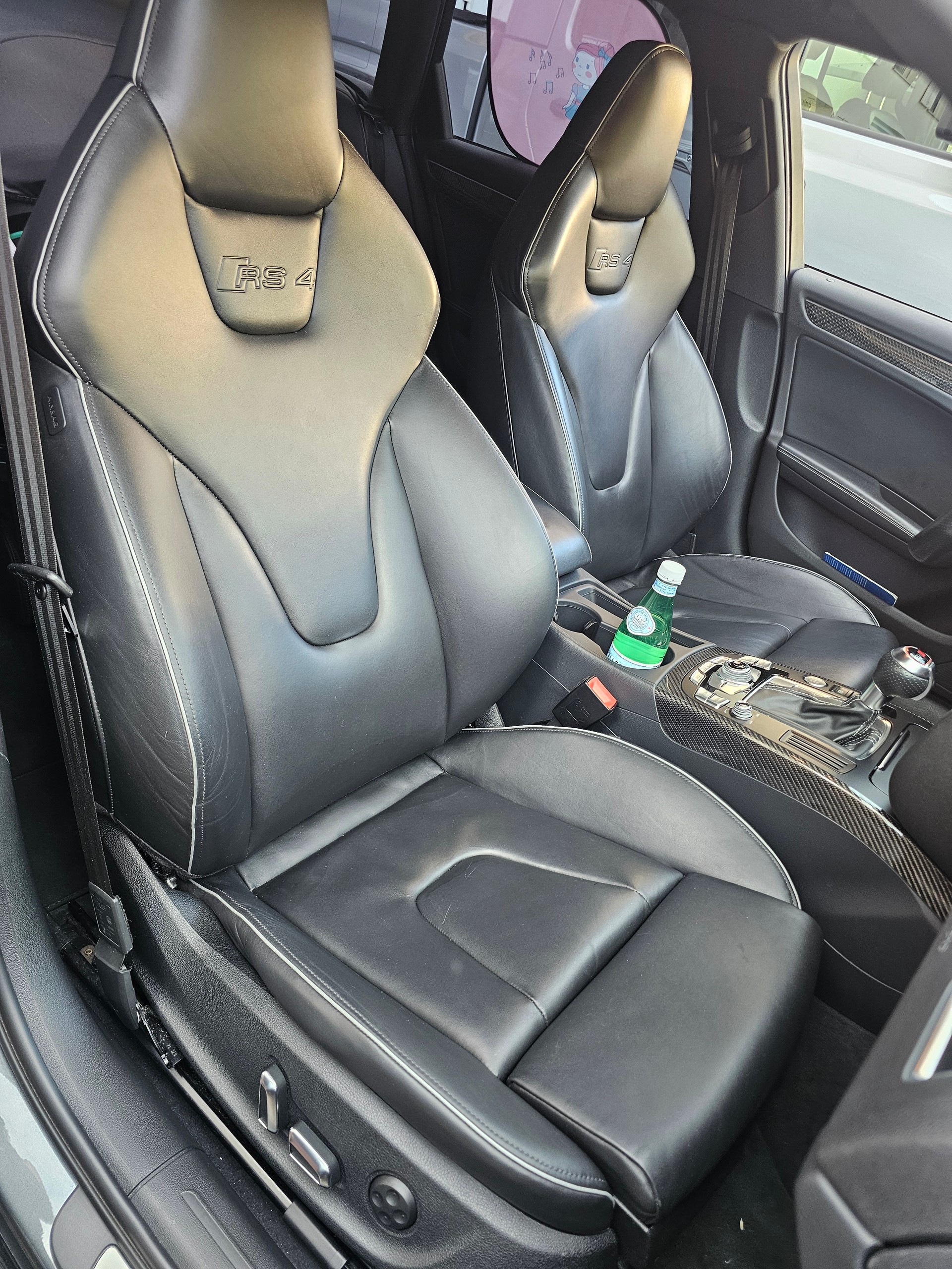 AUDI 4.2 V8 FSI quattro S-Tronic-image-12