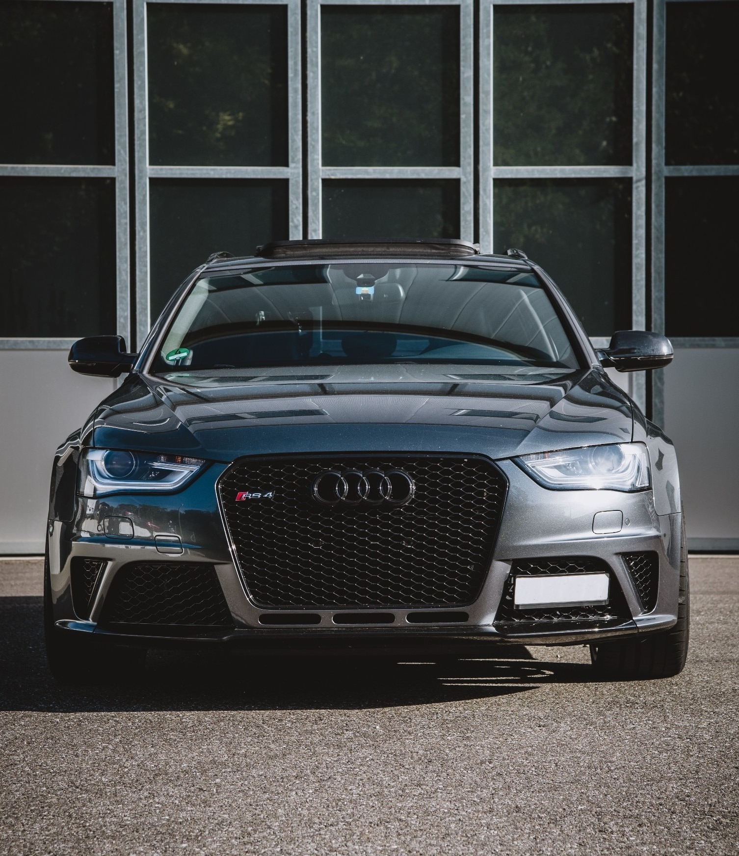 AUDI 4.2 V8 FSI quattro S-Tronic-image-1