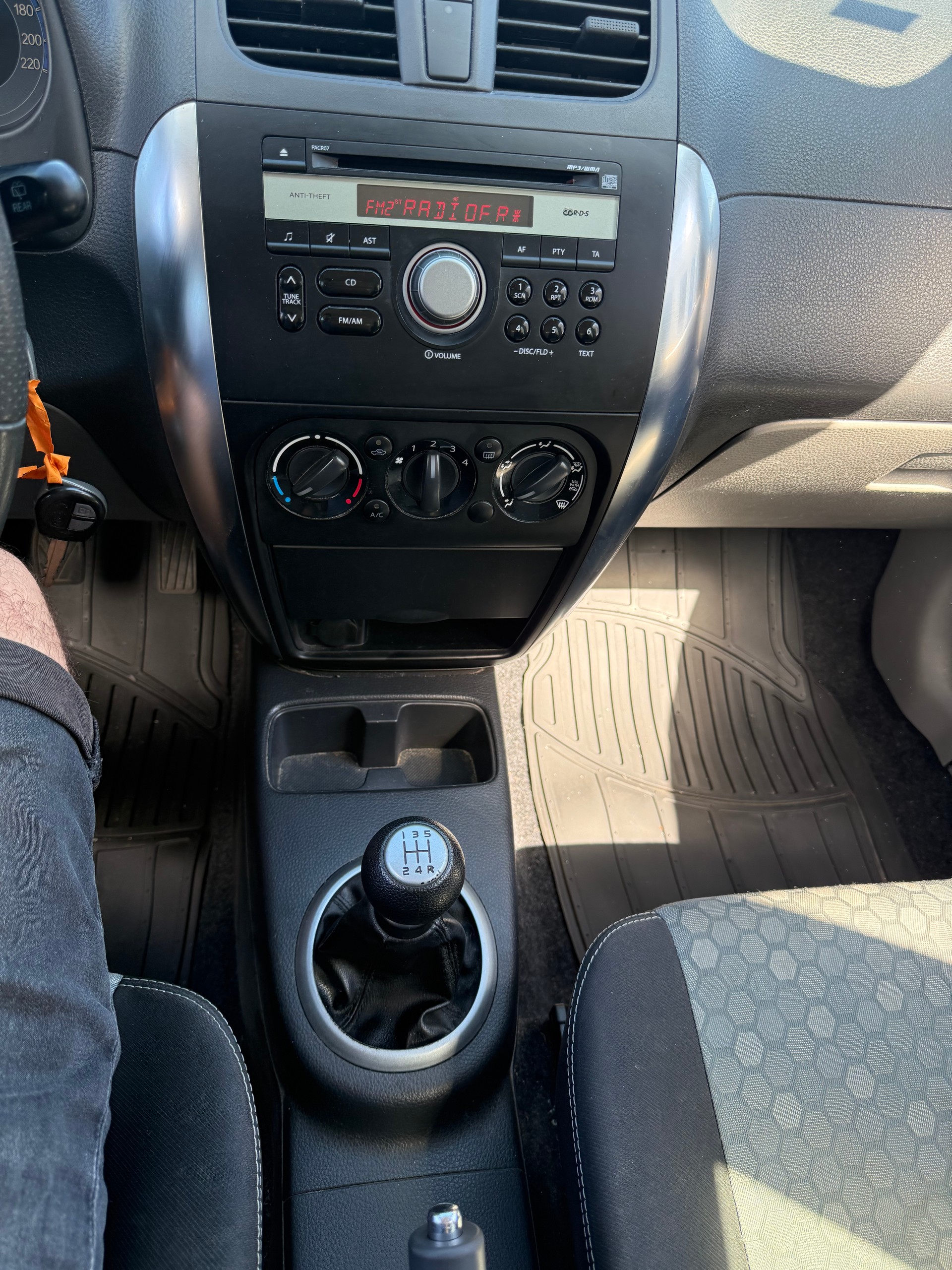 SUZUKI SX4 1.6 16V GL Top Indigo 4WD-image-9