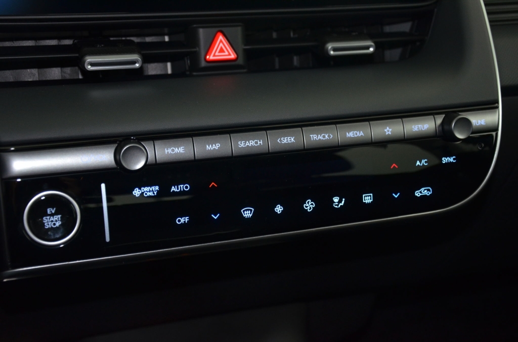 HYUNDAI Ioniq 5 Go Plus 84kWh-image-22