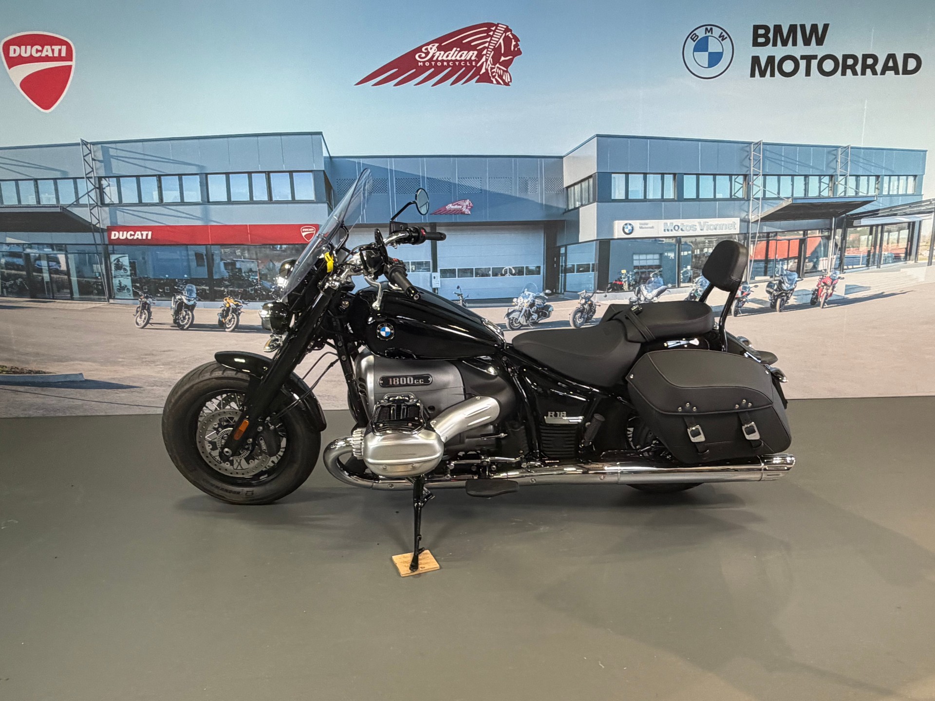 BMW R 18 Classic-showroom-element-3