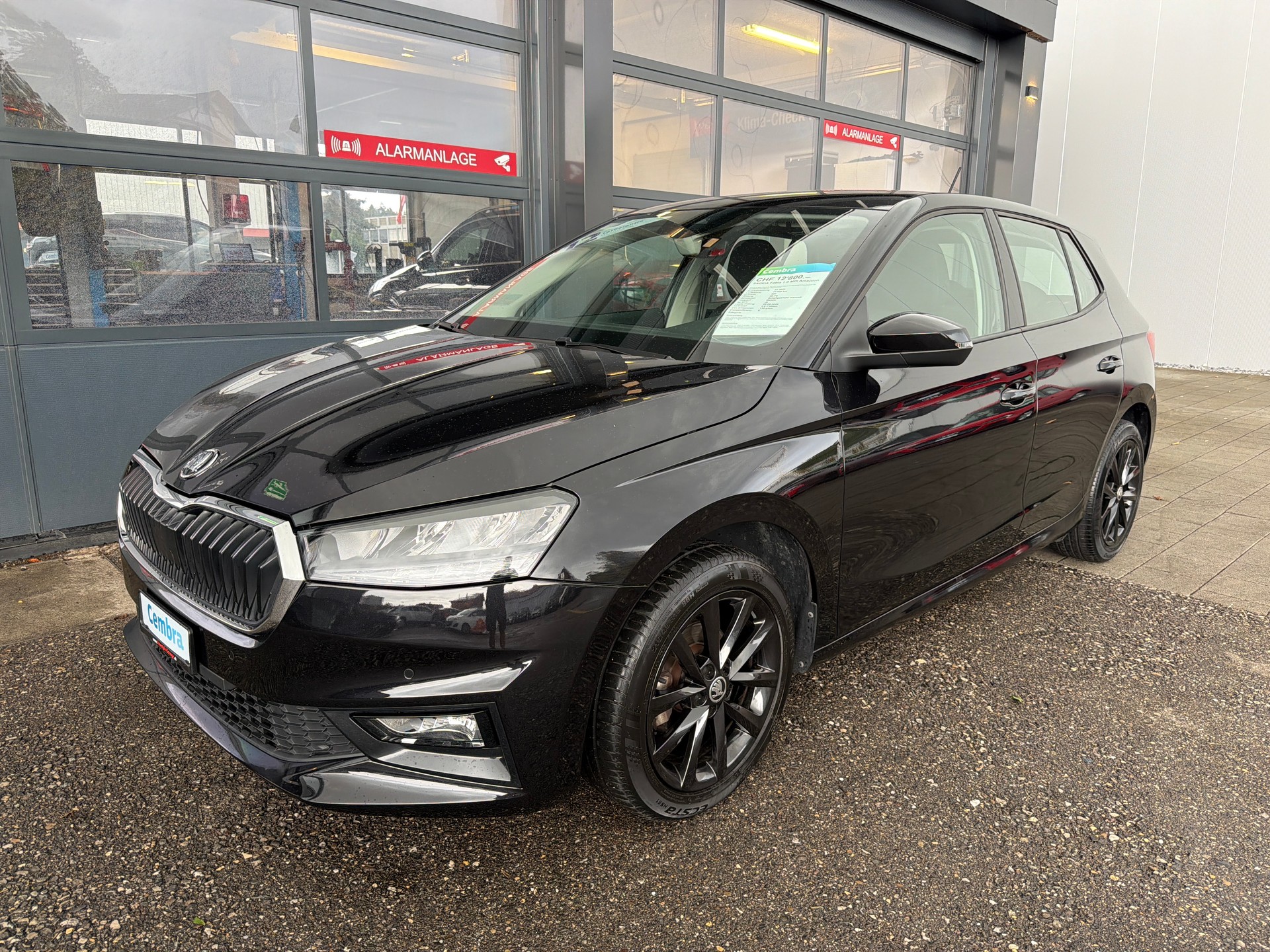 SKODA Fabia 1.0 MPI Ambition-image-0