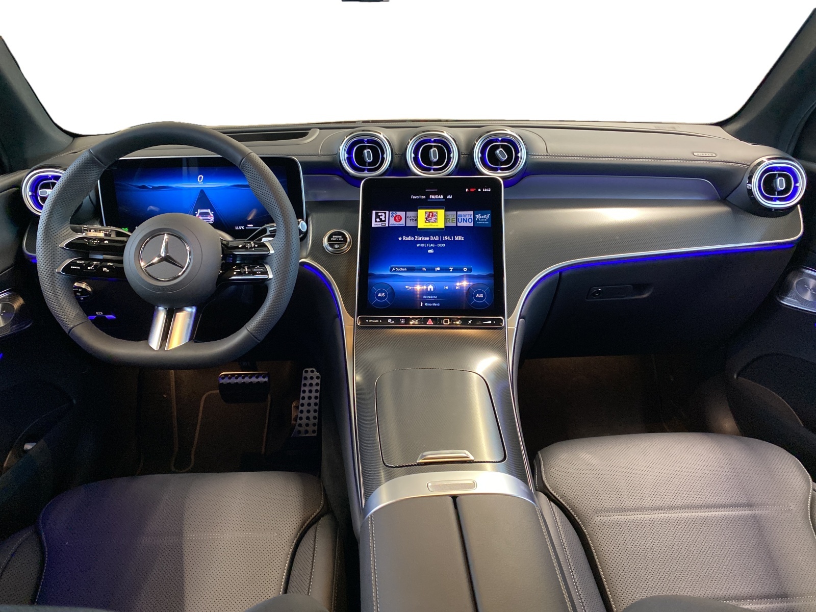 MERCEDES-BENZ GLC 300 d AMG Line 4MATIC-image-8